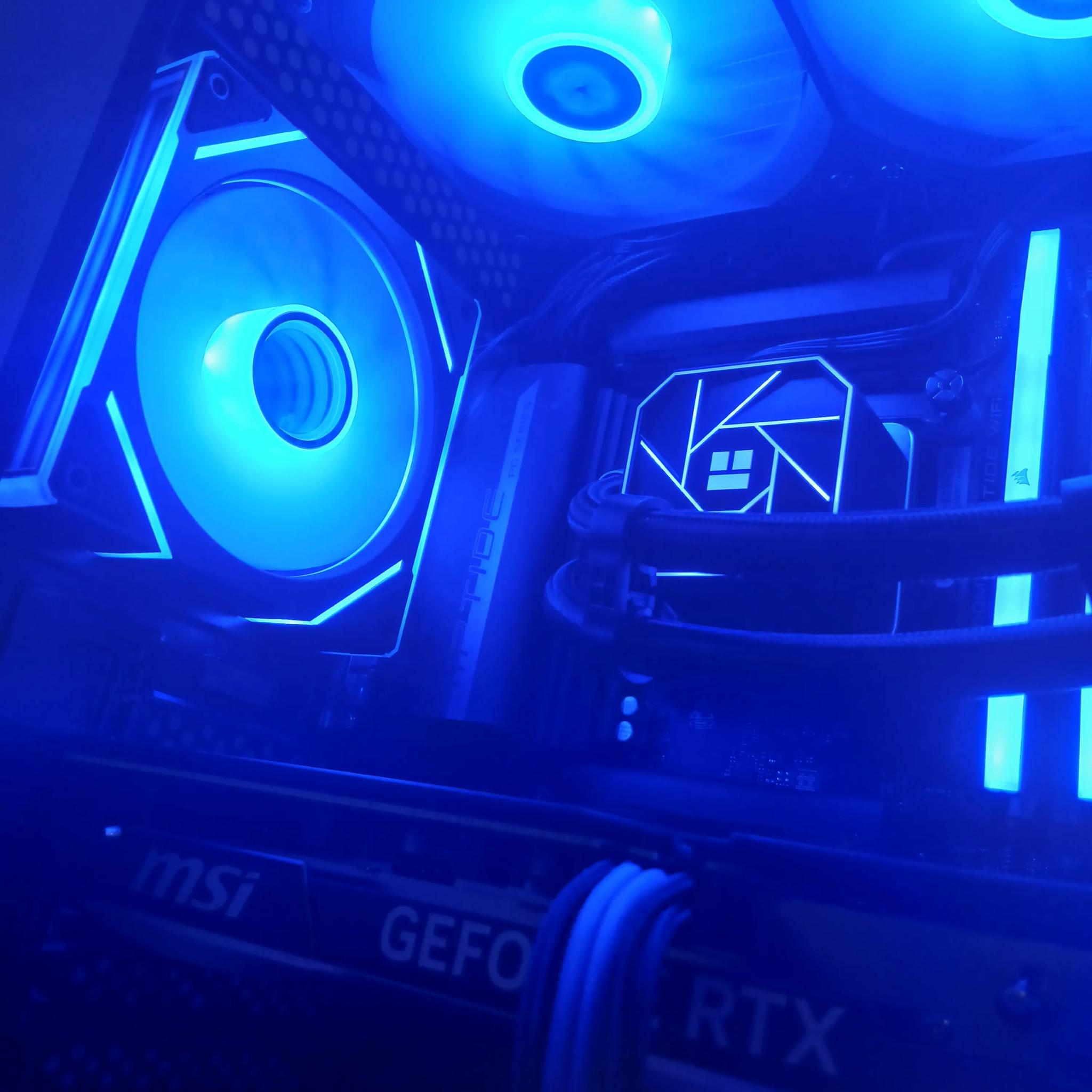 RTX 4070 12GB | Intel i5 12600K | 32GB DDR5 RAM