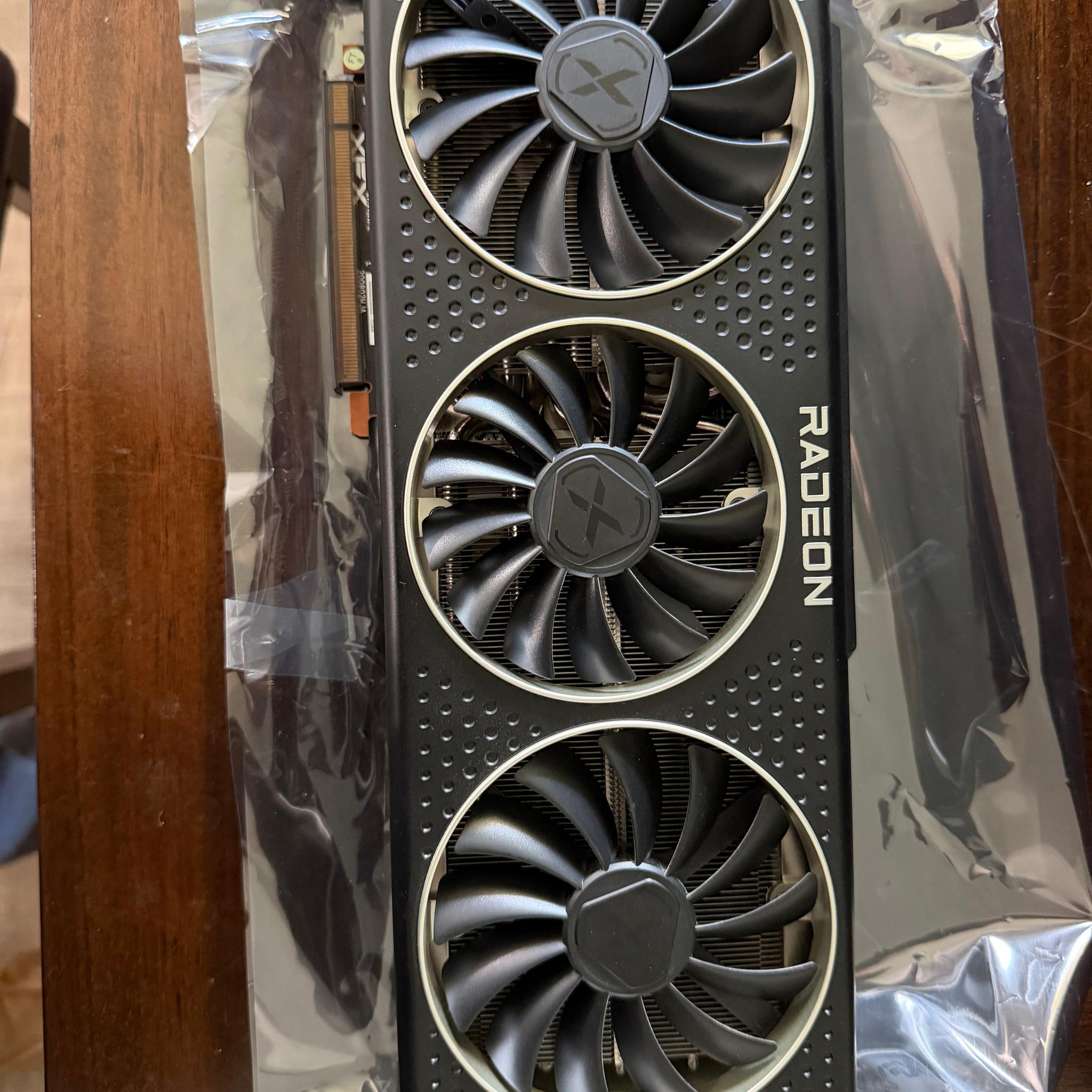 XFX Speedster MERC 319 Radeon RX 6950 XT