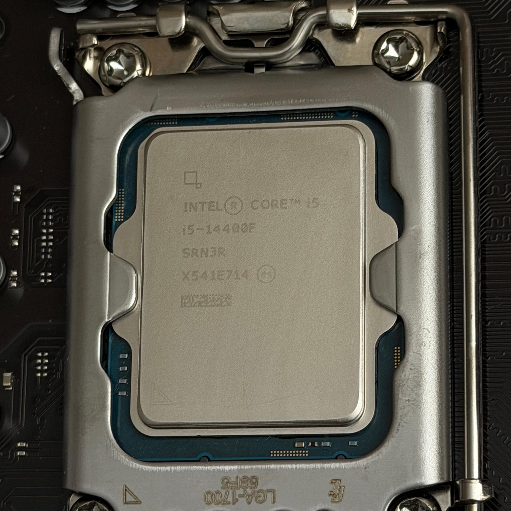 Motherboard + CPU + DDR5 RAM Combo