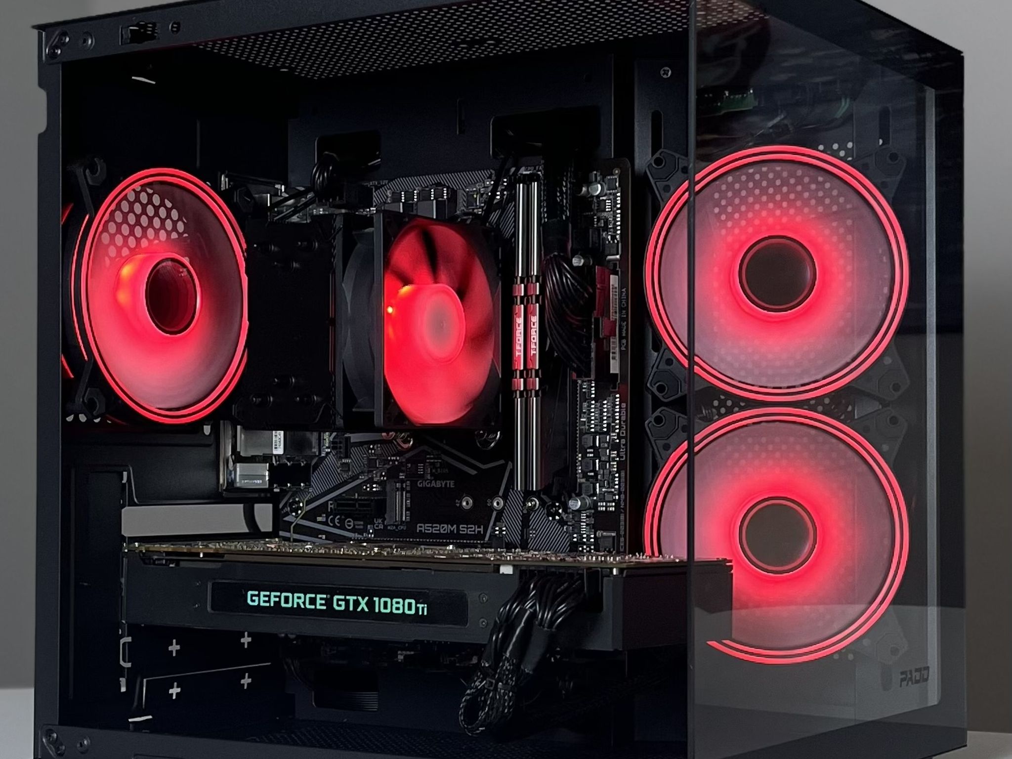 ▪️CLEAN LOOKING▪️💰 MAX PERFORMANCE 💰🟥RYZEN 5 5500🟥🟩 GTX 1080TI 🟩 GAMING PC