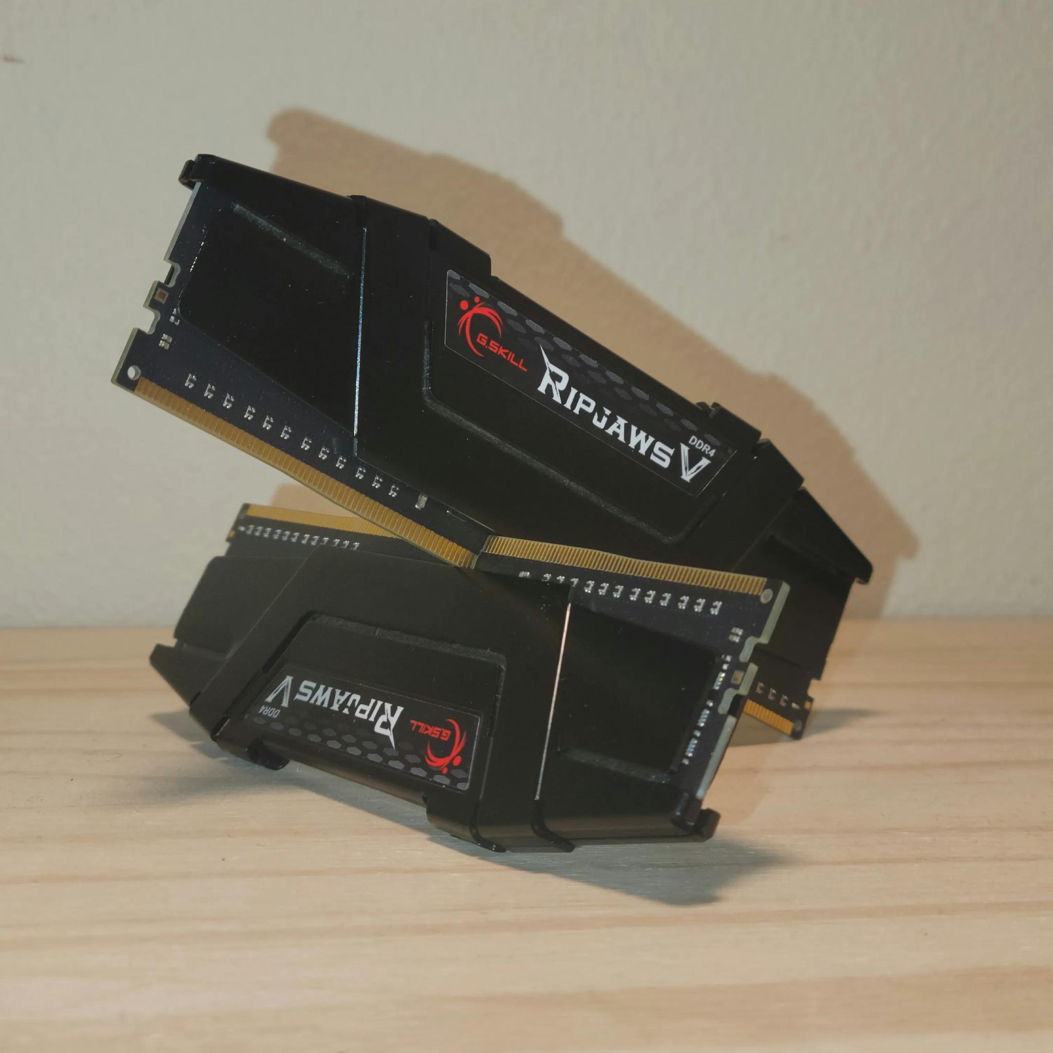 G.skill ripjaws ddr4 ram 16 gb (2x8)