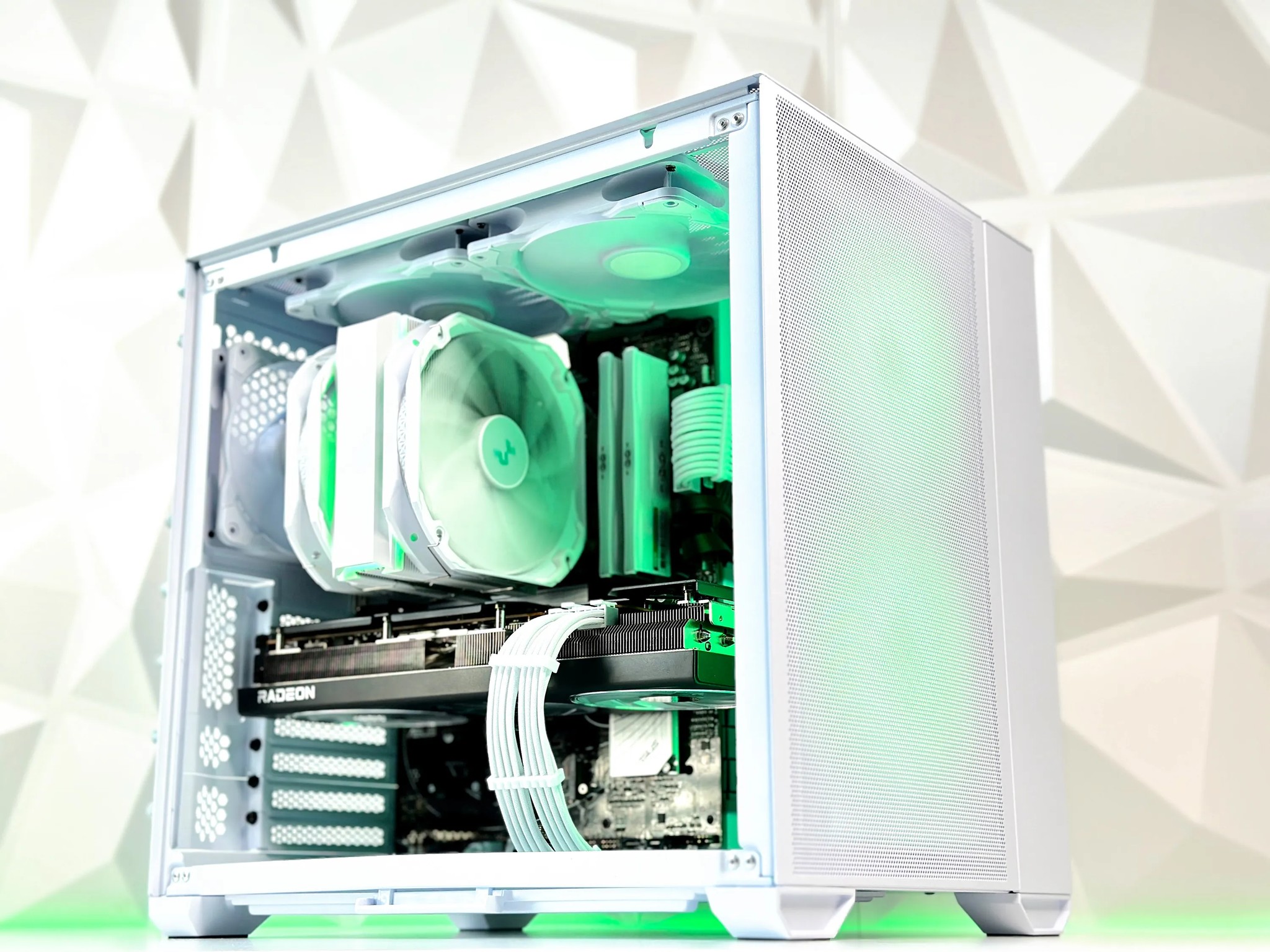 ❄️ 🥶🥇Extreme Gaming PC❄️AMD RX 7800 XT 16GB❄️AMD Ryzen 5 7500F❄️32GB DDR5❄️1TB NVME