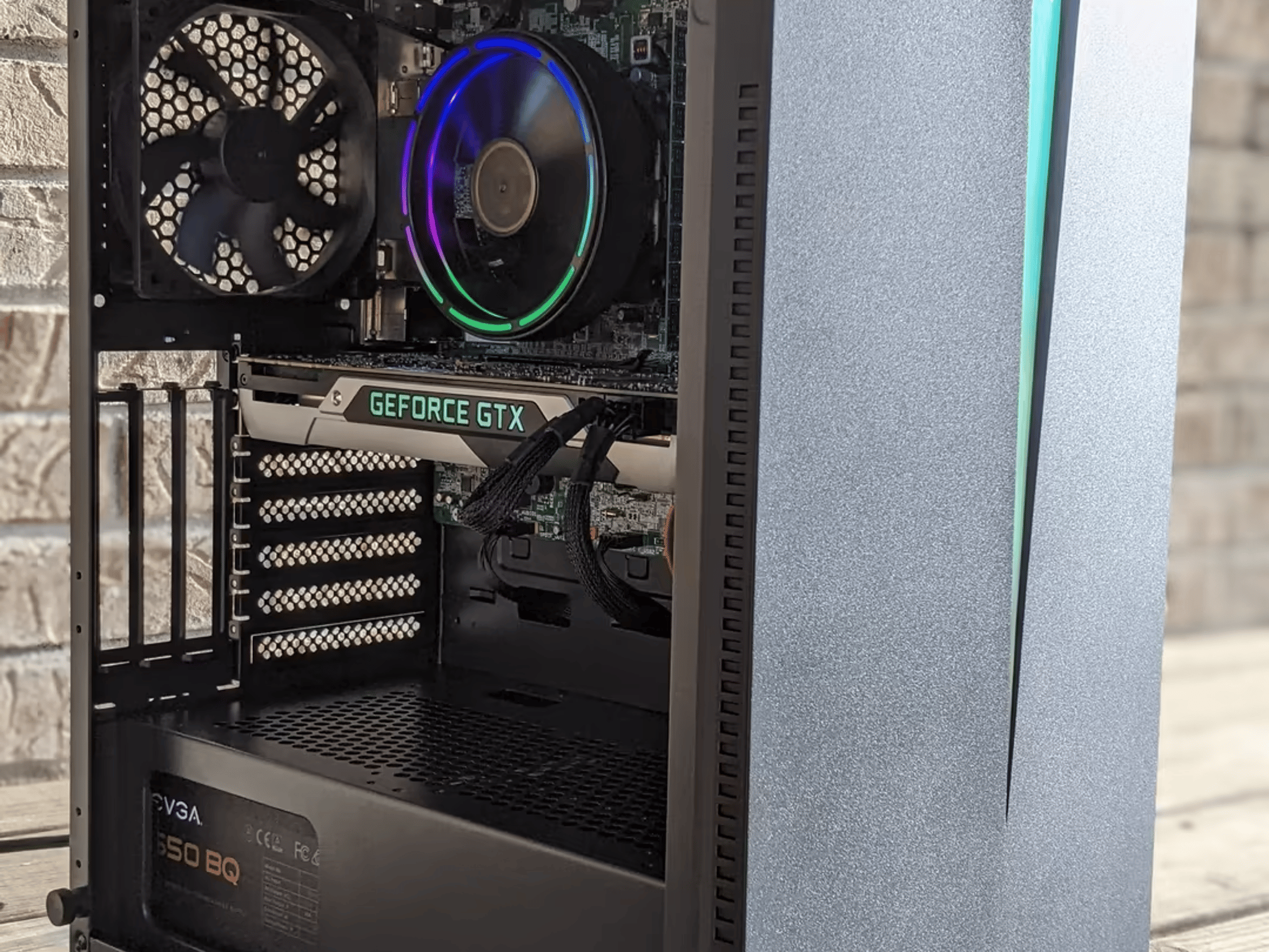 Green Bean/ i5, GTX 460 Light E-Sports Gaming PC