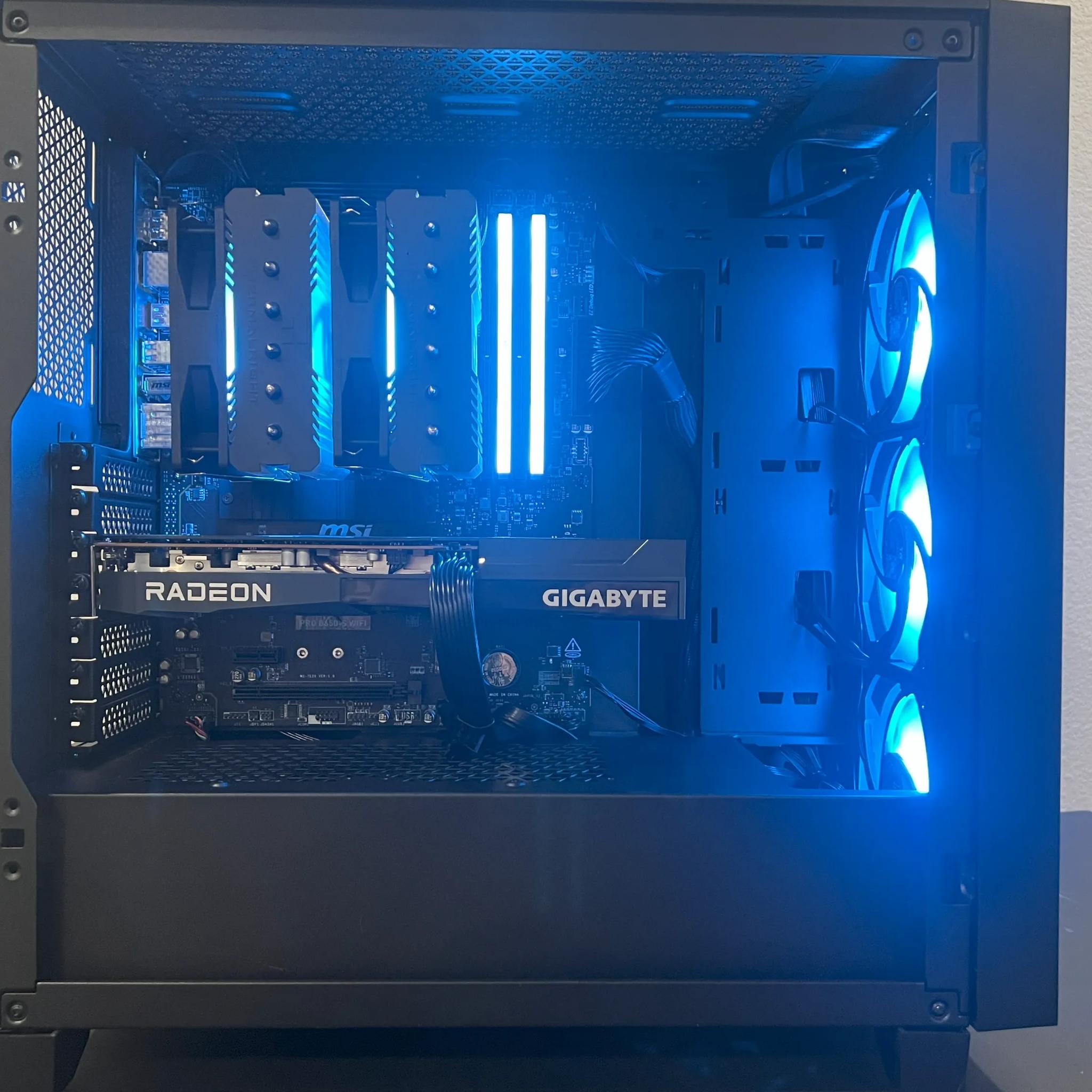 Beginner 1080p Gaming PC - Rx 6600 - Ryzen 5  7600x - 16 gb RAM