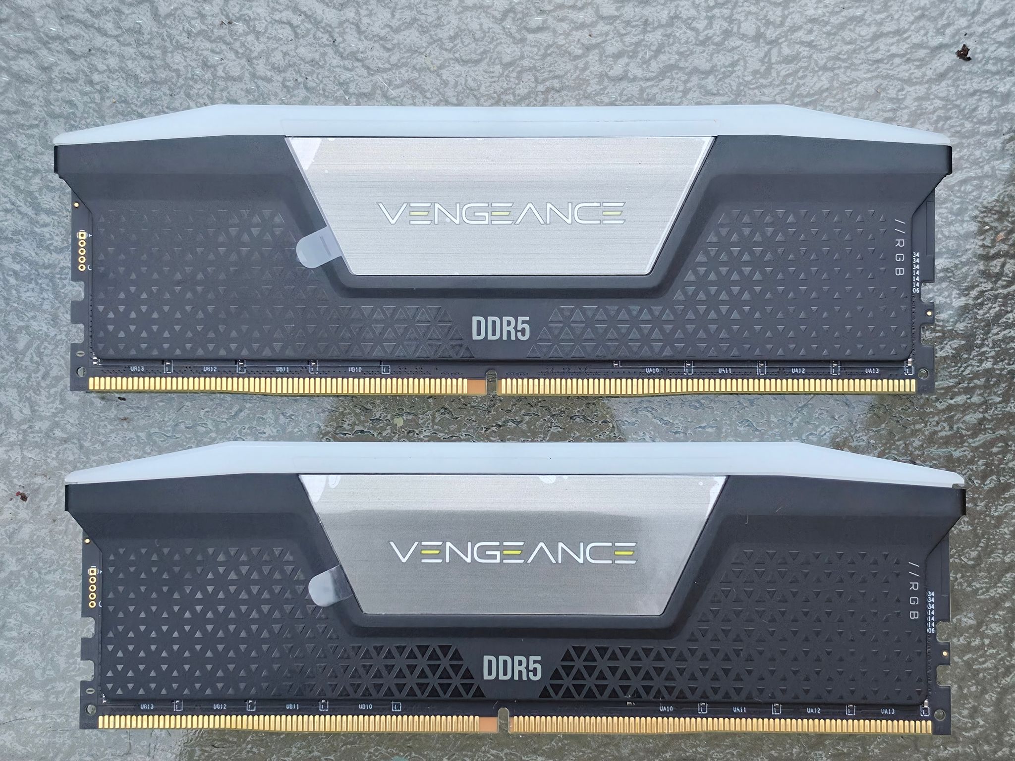 Corsair Vengeance RGB 96GB DDR5-6400 CL 32 (2x48GB)