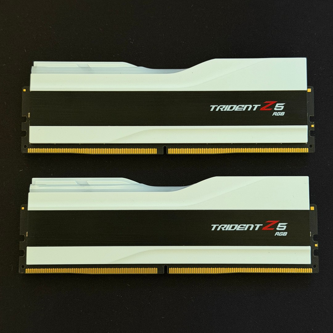 DDR5 RAM 32GB White/ RGB | Jawa