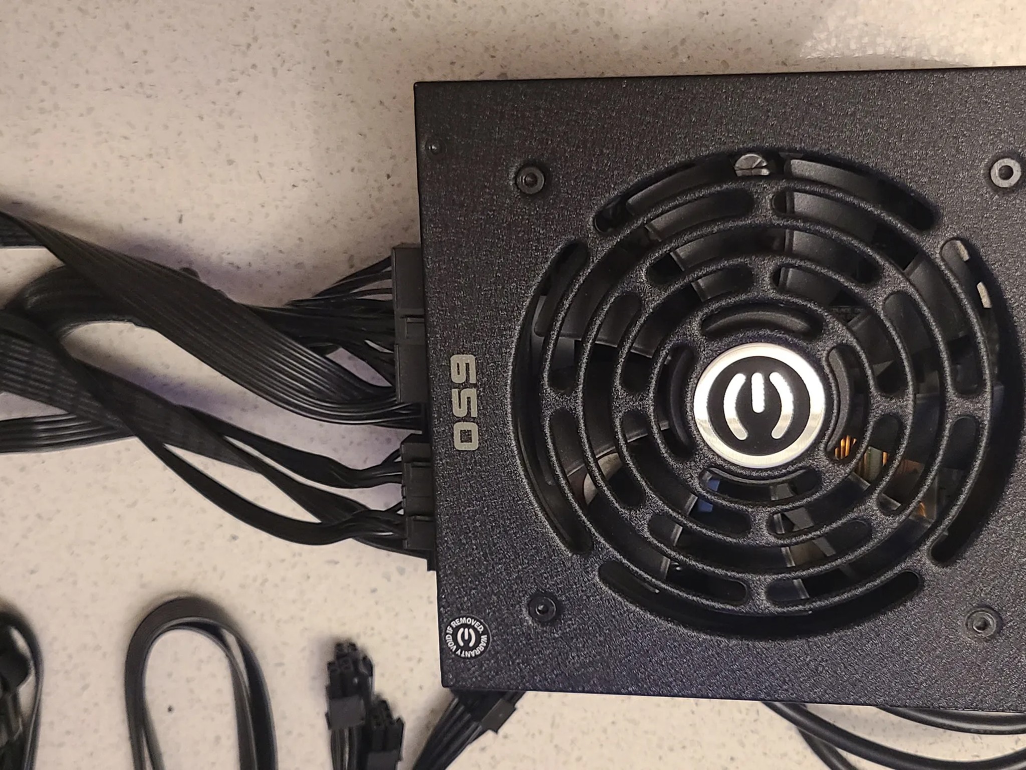 EVGA SuperNOVA 650 GS 650 W 80+ Gold Certified Fully Modular ATX Power Supply