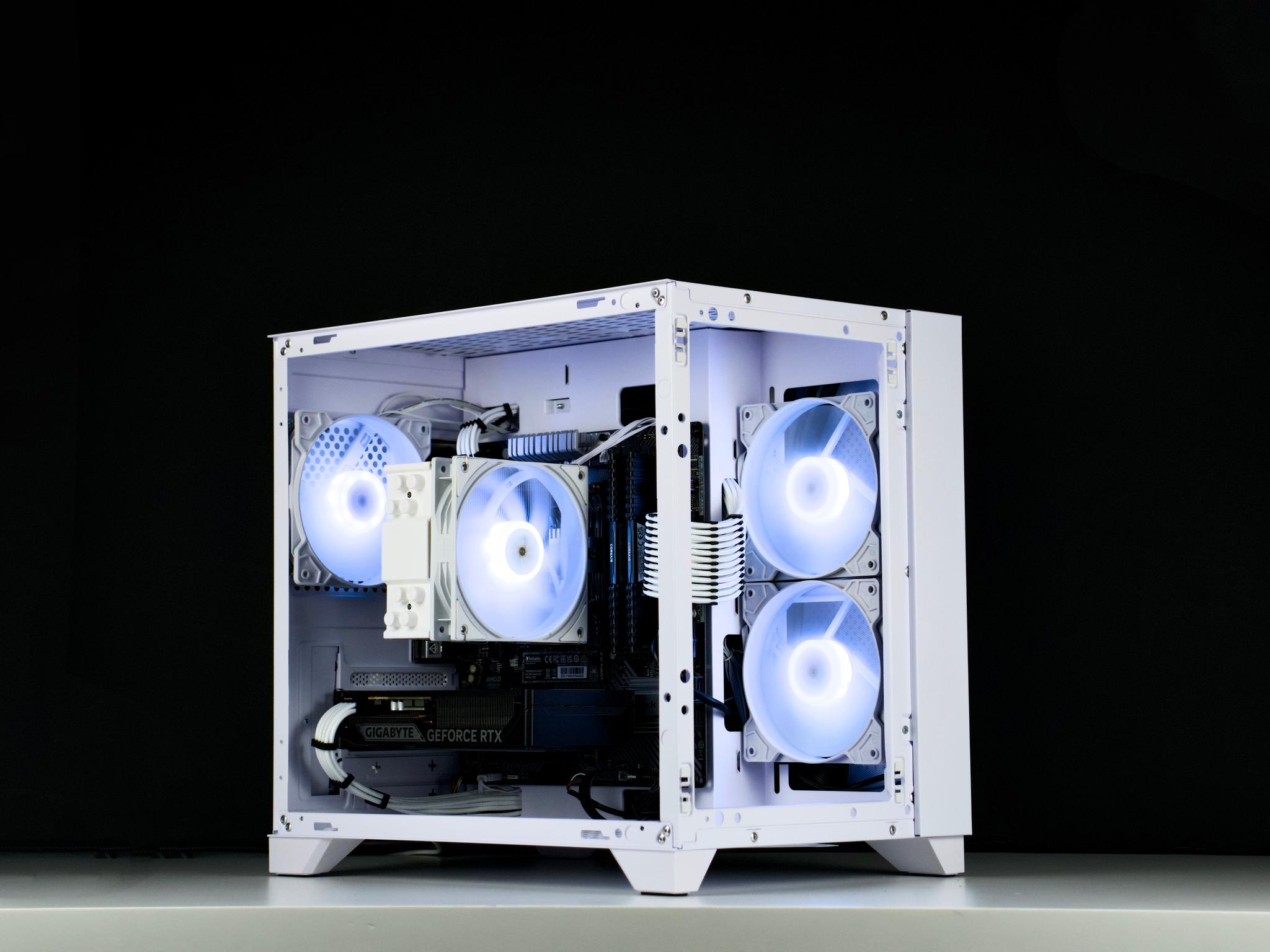 🧊❄️🧊 White Gaming PC – RTX 5060 , Ryzen 5 5600X, 32GB RAM, 1TB SSD - WiFi, BlueTooth 🧊❄️🧊