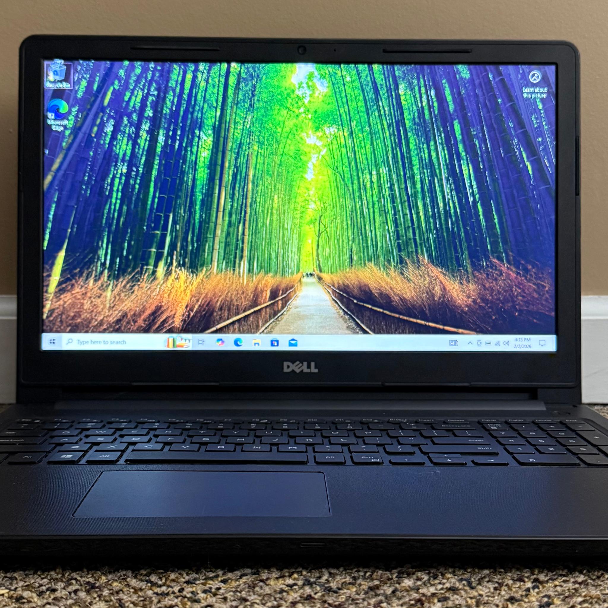 Dell Inspiron 15 3567 1TB HDD i3-Intel 8gb Ram