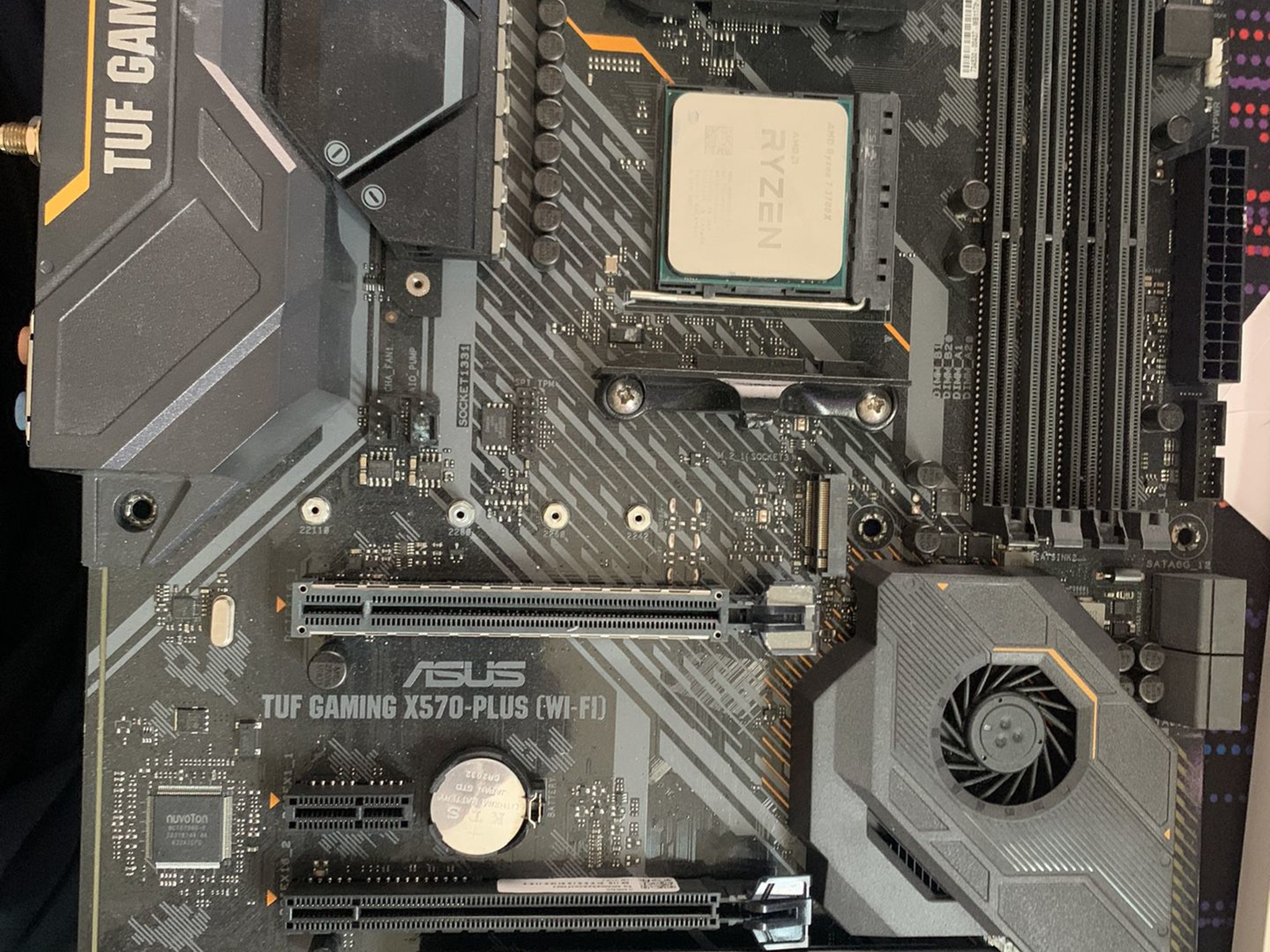 3700x + tuf x570 + 32gb ram