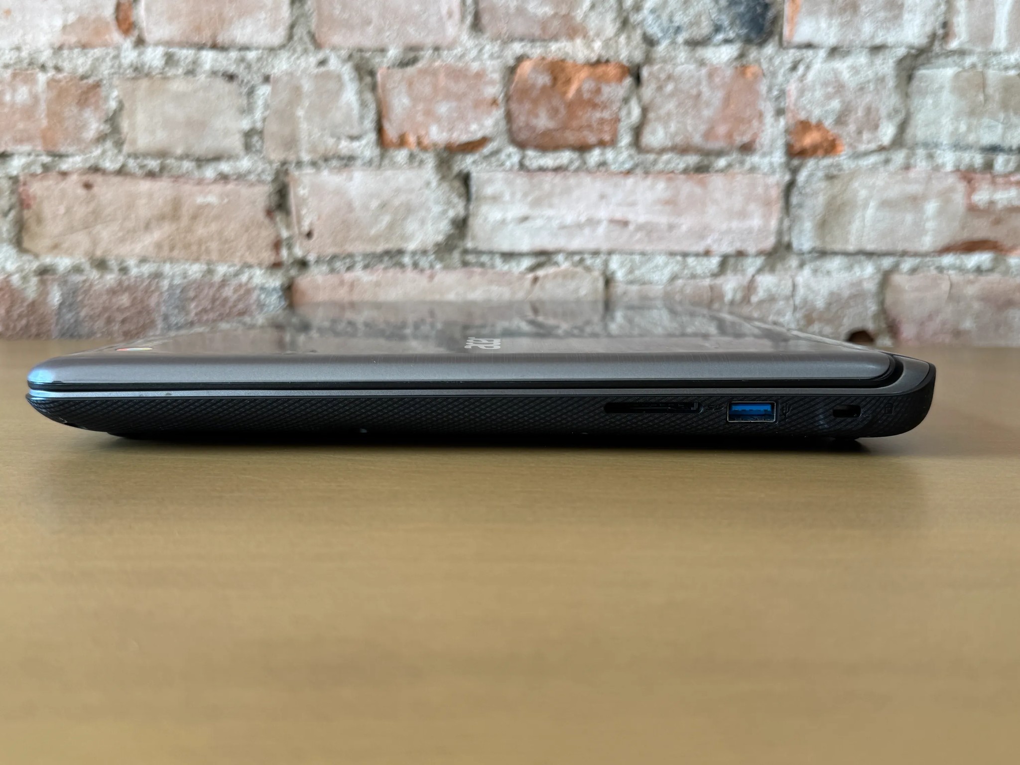 Acer Chromebook 15 CB3-532-C47C - Intel Celeron N3060 (Quad-Core) - 2GB RAM - 16GB eMMC - ChromeOS