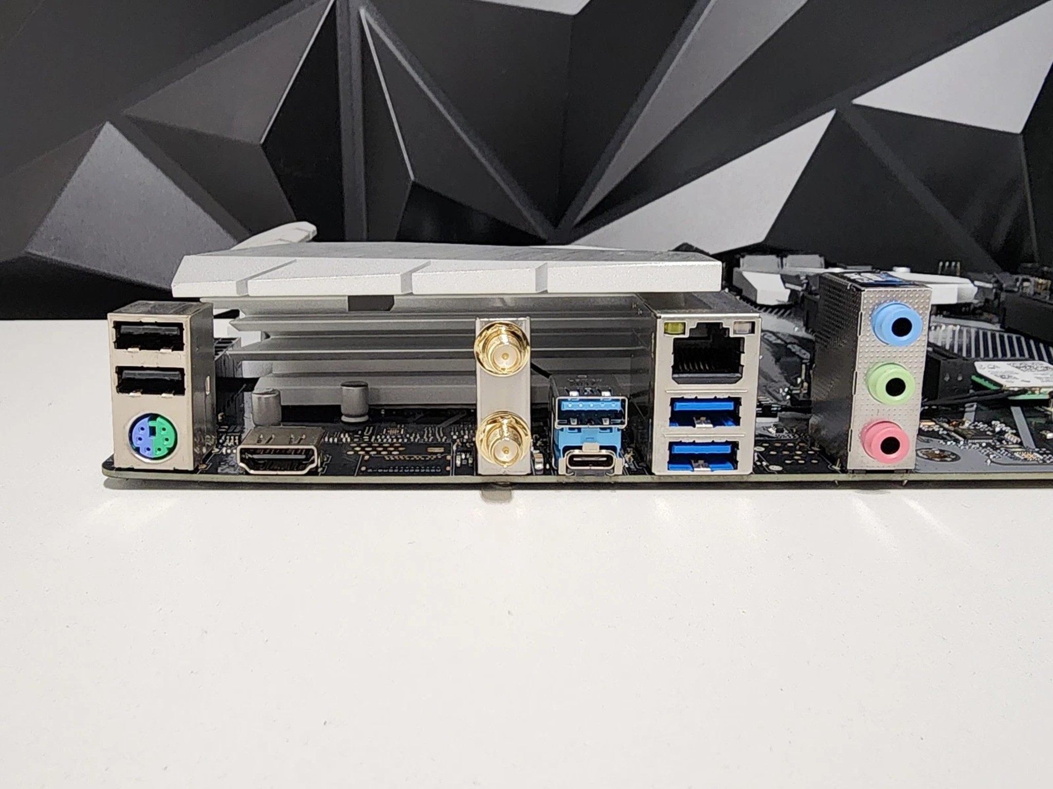 UPDATED BIOS ASRock Z490 Pro4/AC WIFI DDR4 LGA1200 ATX MOTHERBOARD
