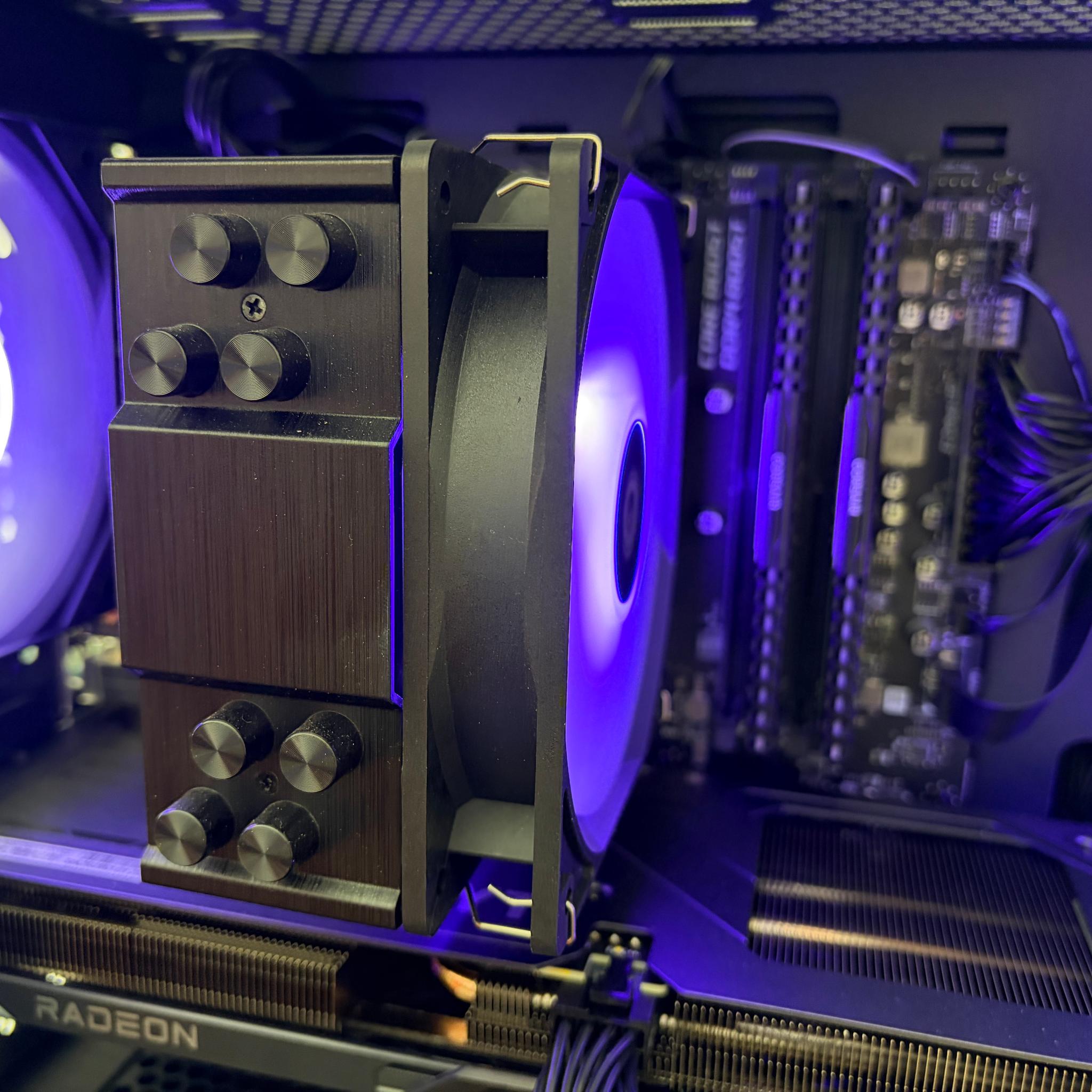 RX 9060 XT 16GB | Ryzen 7 5700X | 32GB RAM | 1.5TB NVMe | Wi-Fi | ARGB