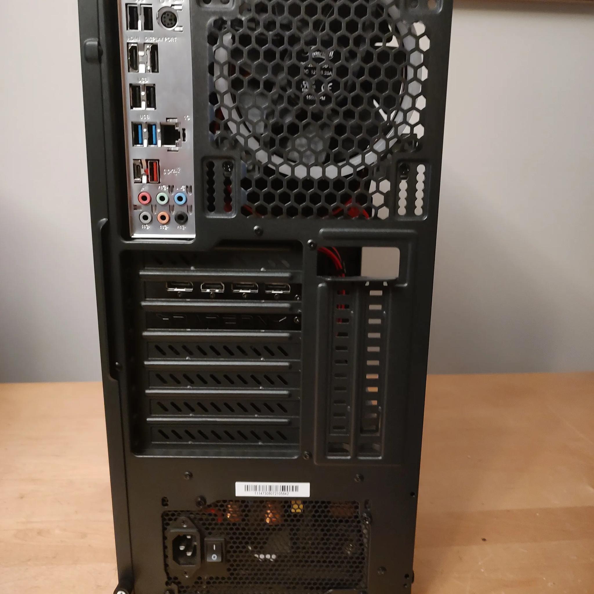 Gaming PC - Ryzen 7 5800X, RX 6700XT, 32GB RAM, 1TB NVME