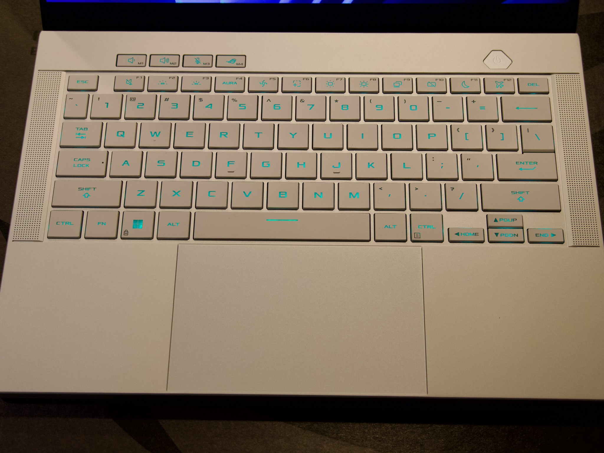 Asus ROG Zephyrus G14 (2024) GA403 R9 RTX4070 32GB