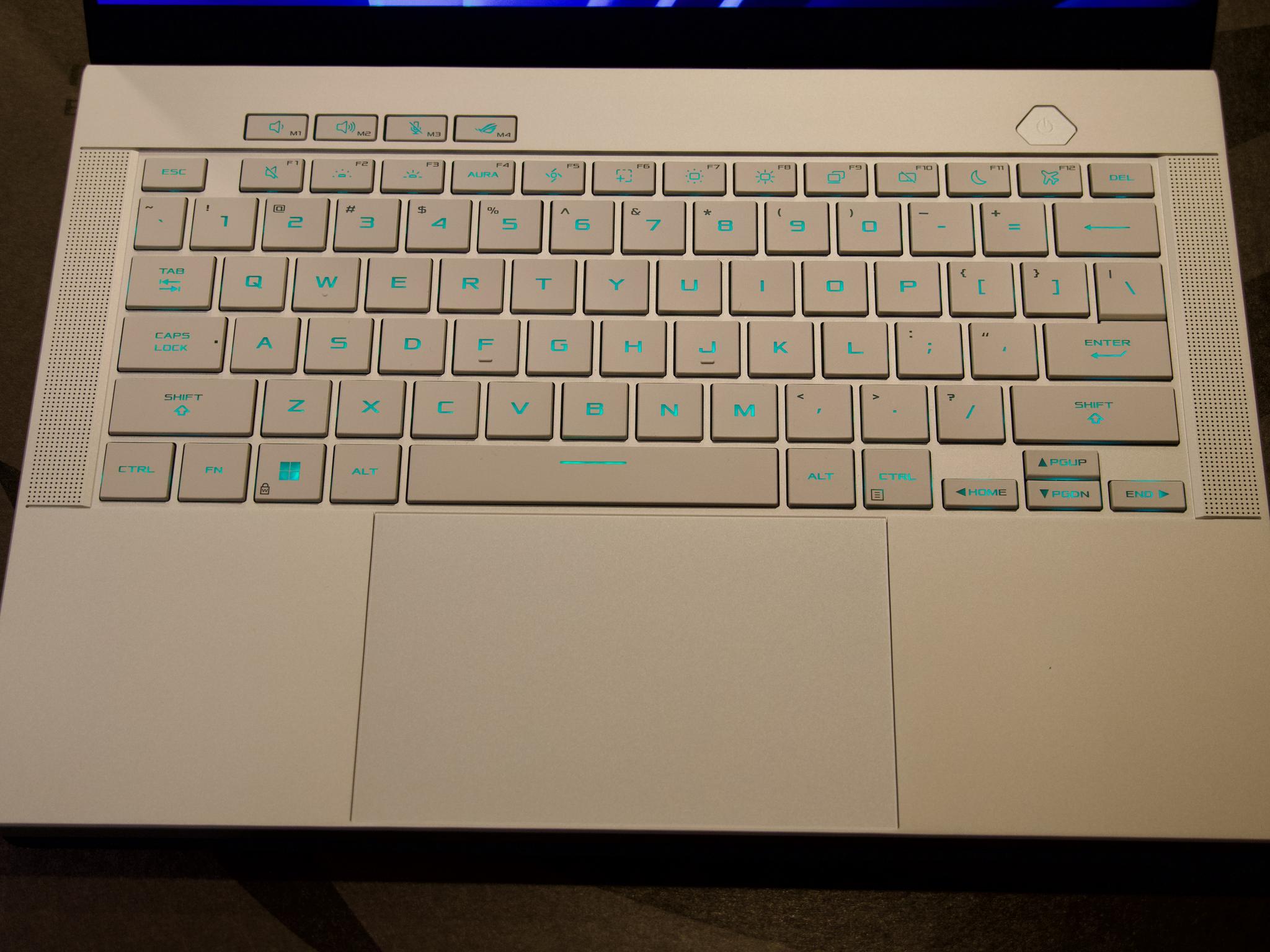 Asus ROG Zephyrus G14 (2024) GA403 R9 RTX4070 32GB