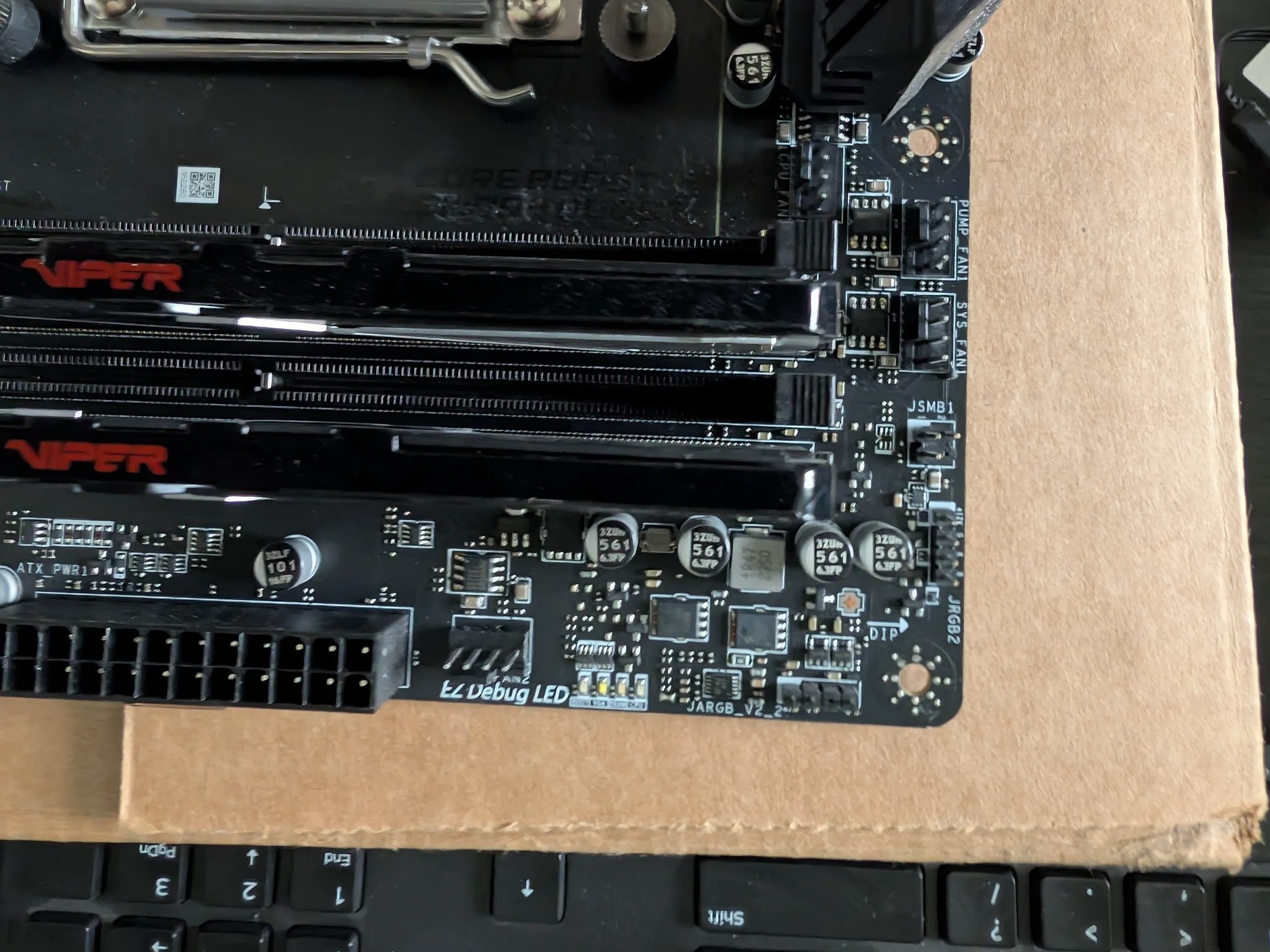 MSI B650 Tomahawk Wifi, Ryzen 7600x, 32gb DDR5 ram, dual 512gb GEN 3 SSDs and 360mm DEEPCOOL LD360