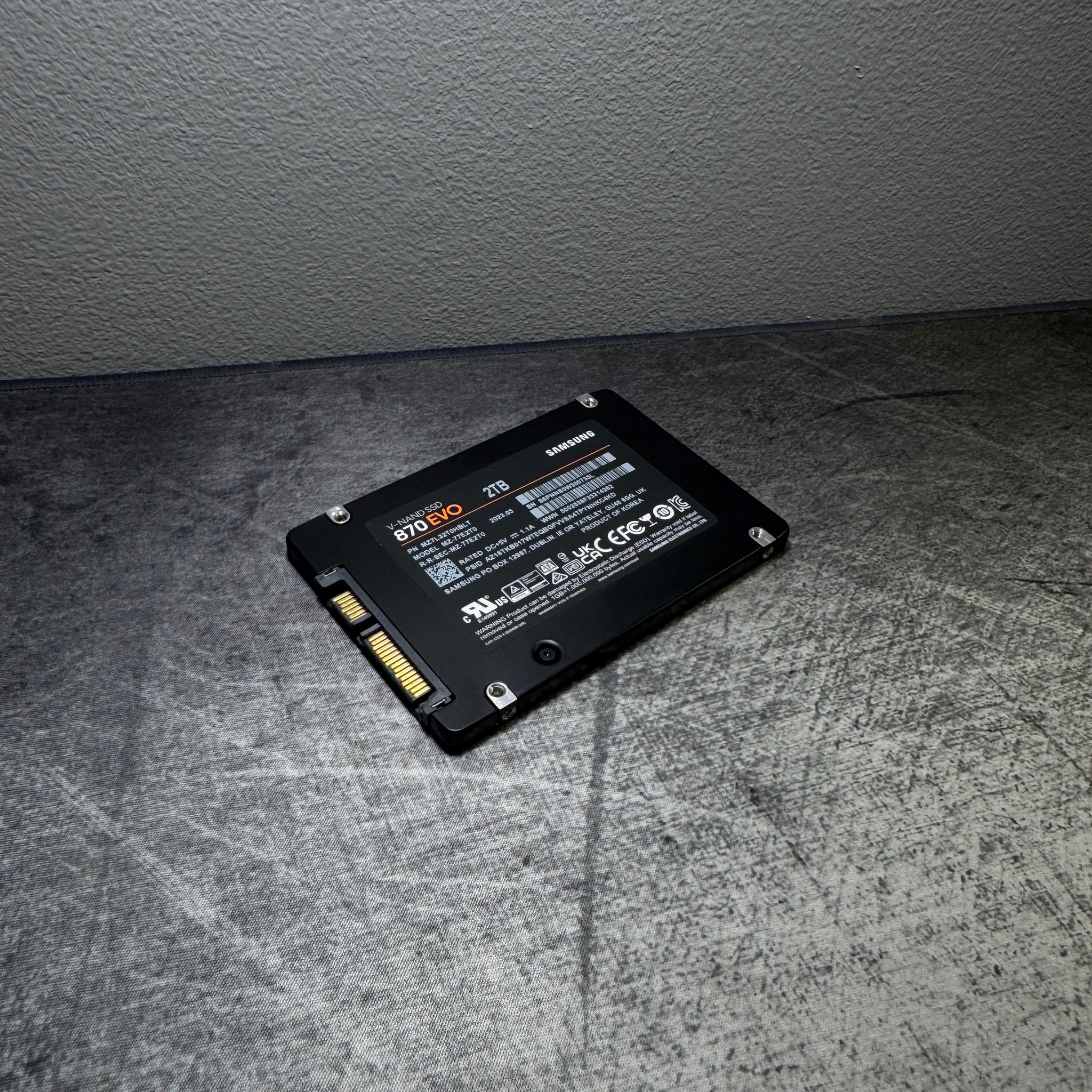 Samsung 870 EVO 2TB 2.5”