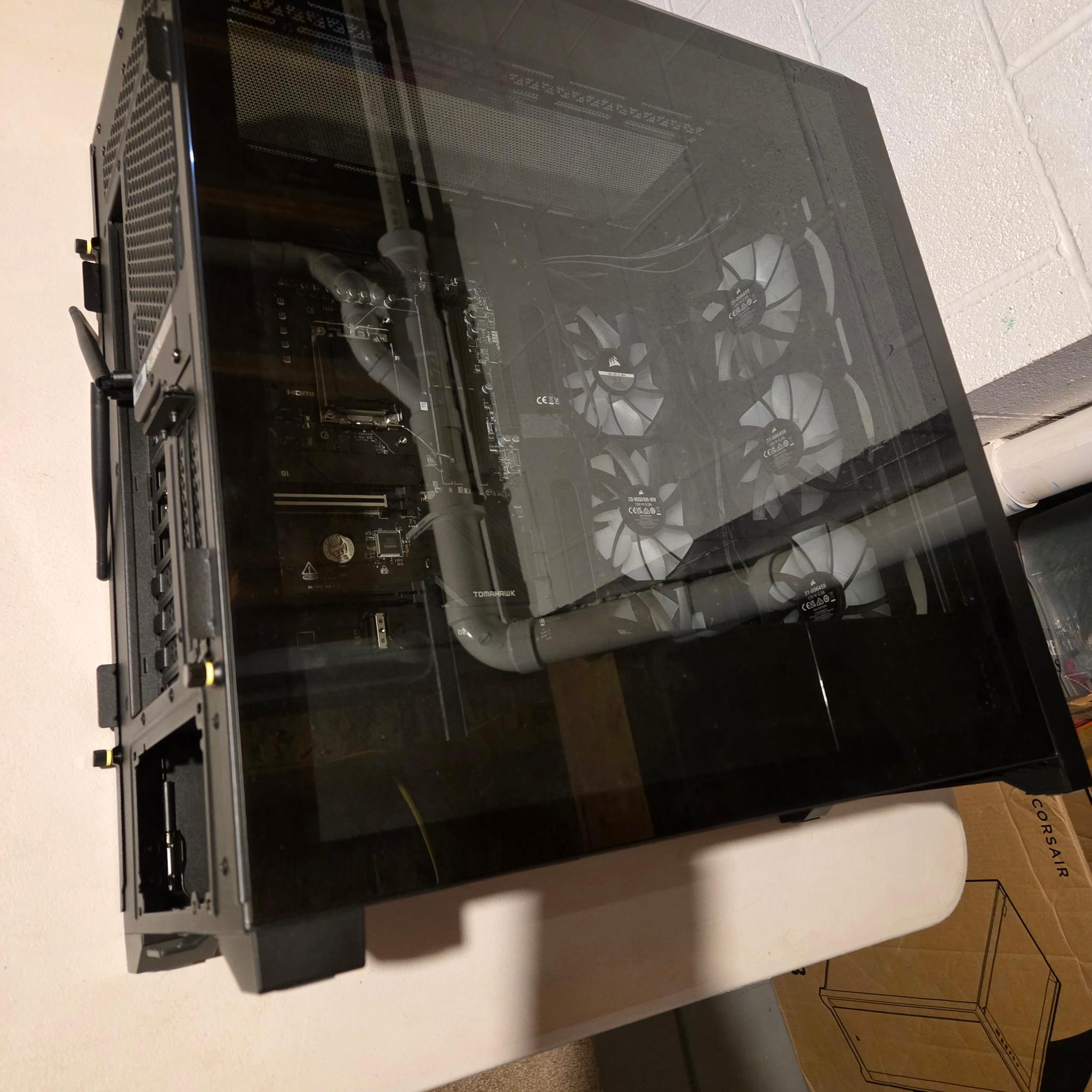 Corsair iCUE 5000X RGB (Black - Tempered Glass)
