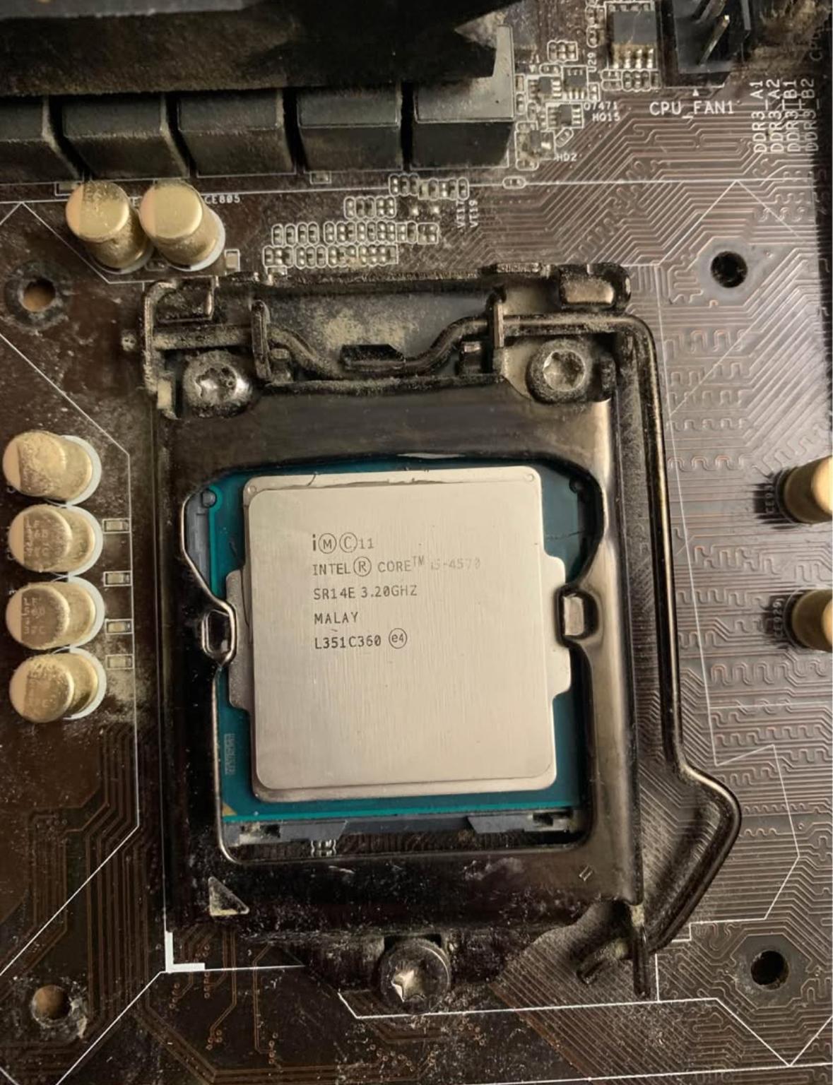 Motherboard Bundle i5 4570, X87 Extreme4 + Cooler