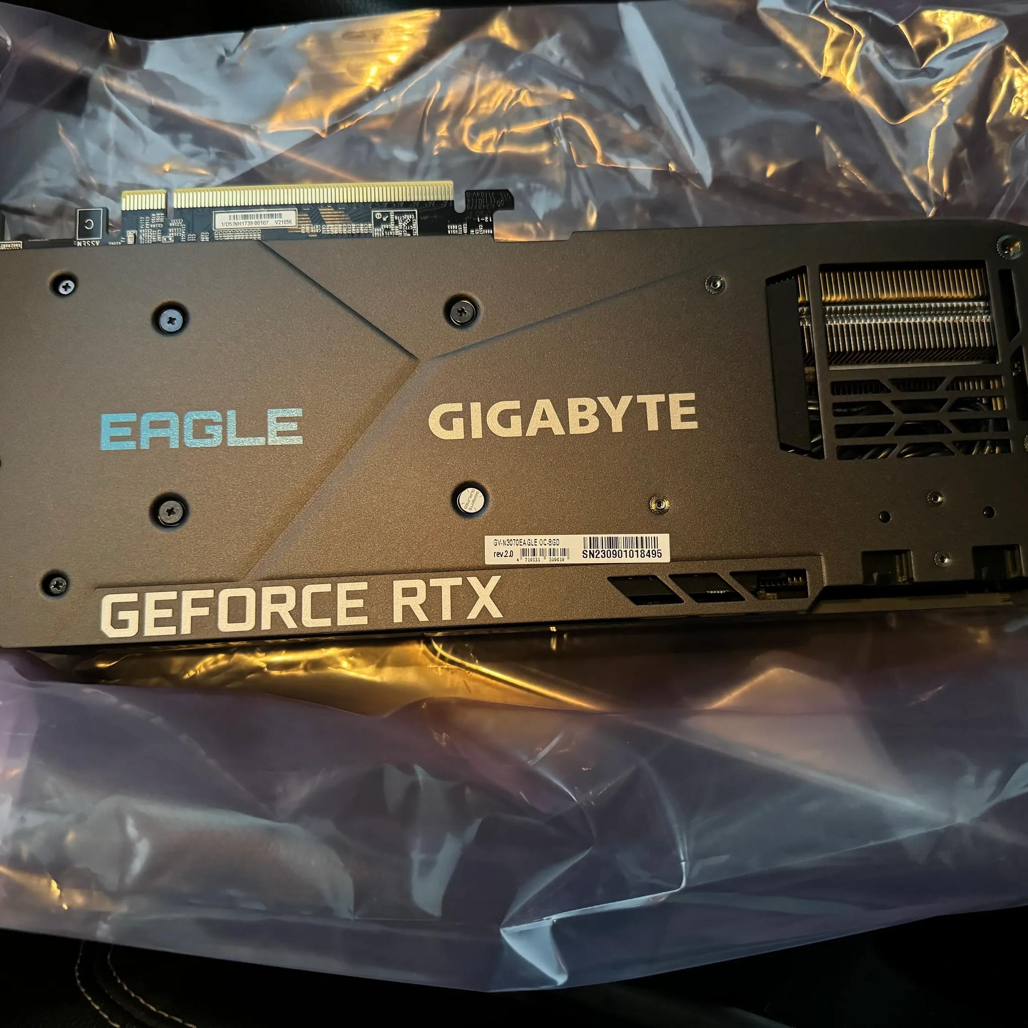 GIGABYTE RTX 3070 EAGLE OC 8GB GDDR6