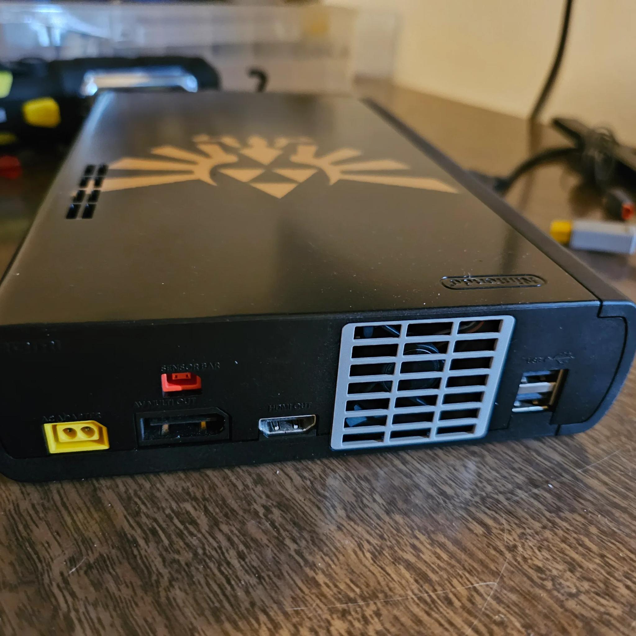 Custom Zelda Gold Crest Wii U 256GB NAND