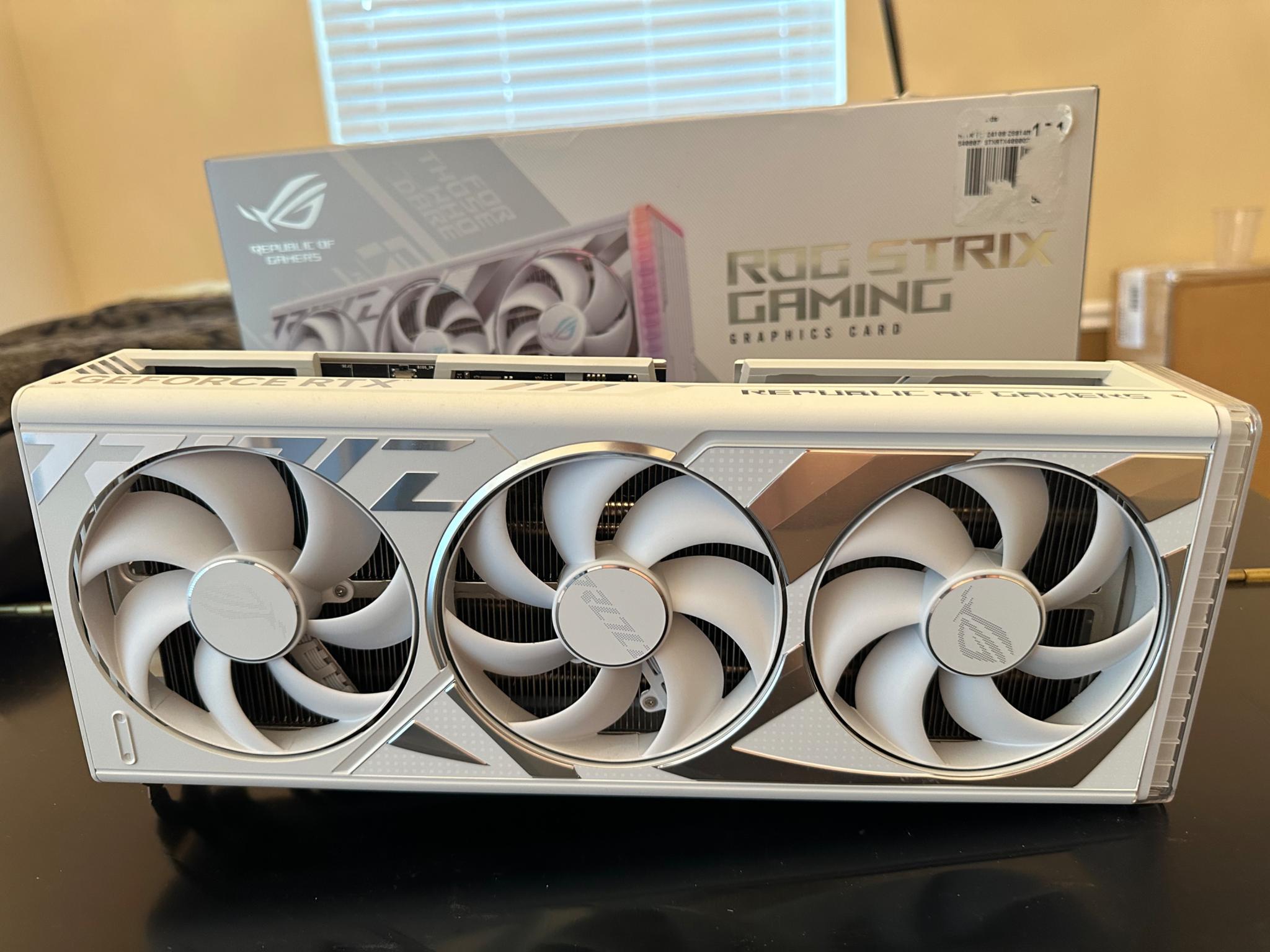 ASUS RTX 4090 White ROG Strix OC 24GB GDDR6X with original box
