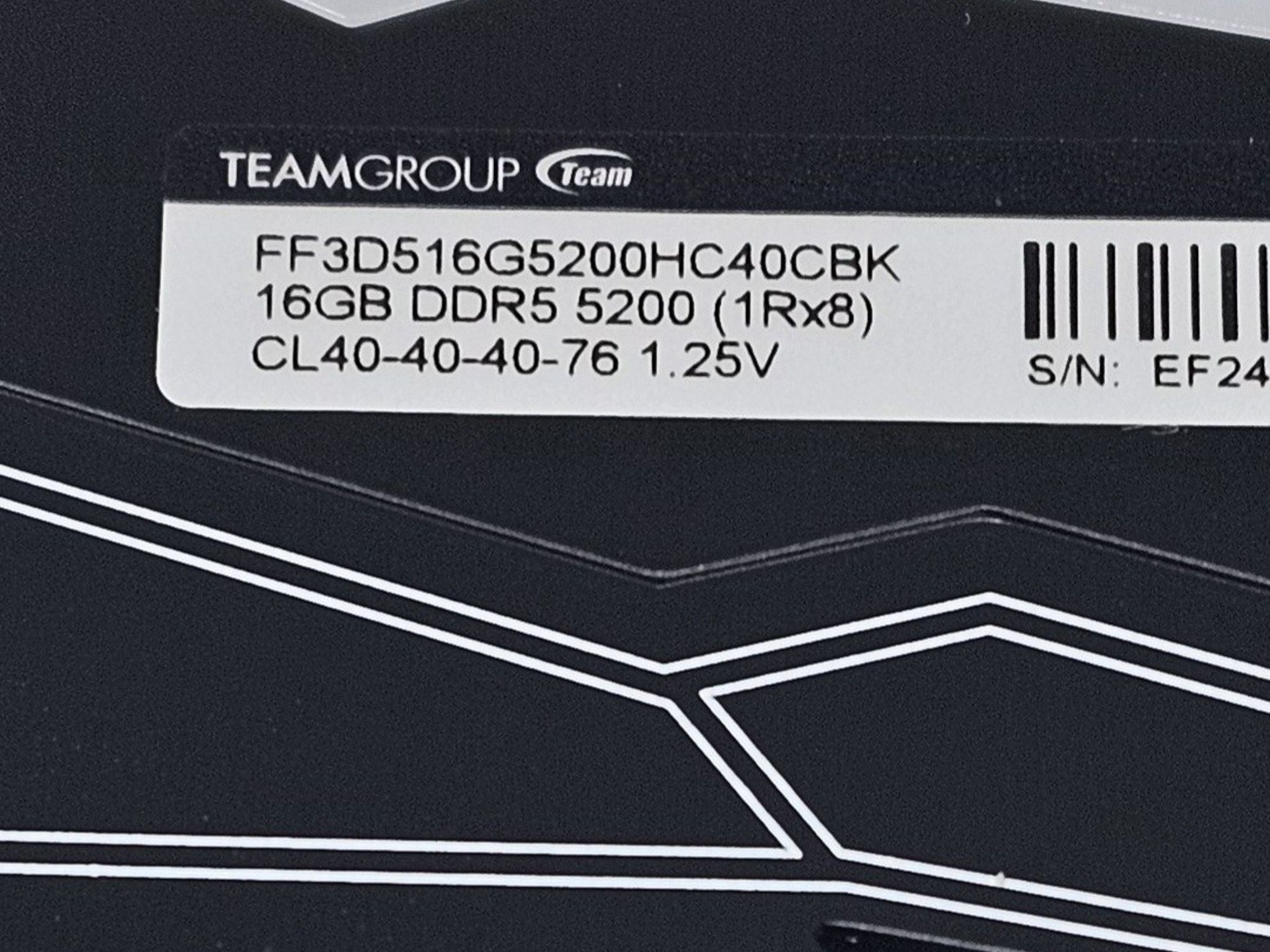 32GB DDR5 (2x16GB) CL40 5200MT/s TEAMGROUP T-Force Delta RGB