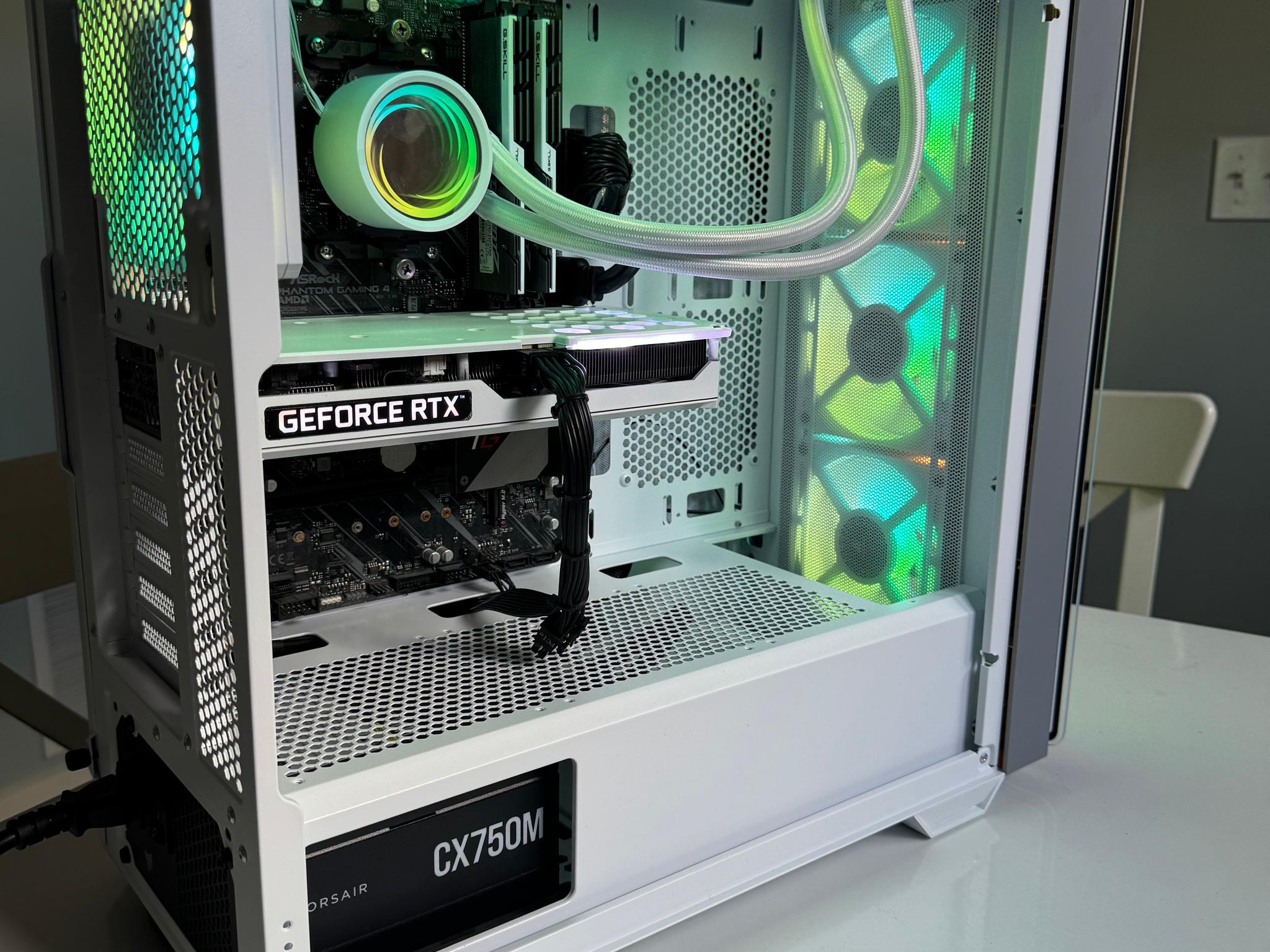 White Phantom | Custom Gaming PC | 3060 TI - R5 3600 - 16GB Ram - 512 SSD