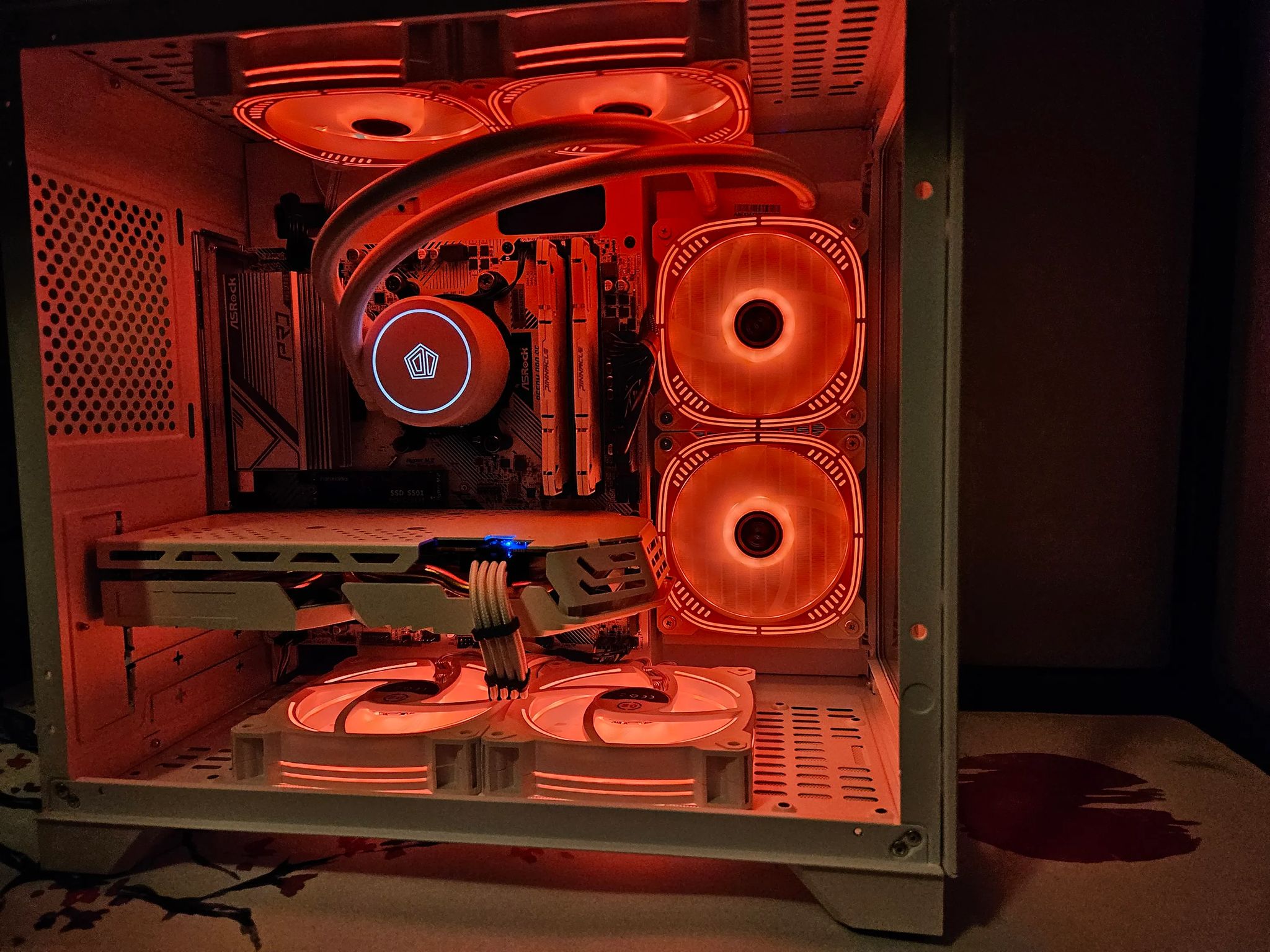 Arctic Rig Ryzen 5 5500 / 32GB DDR4/ 1TB SSD / Rx 6600