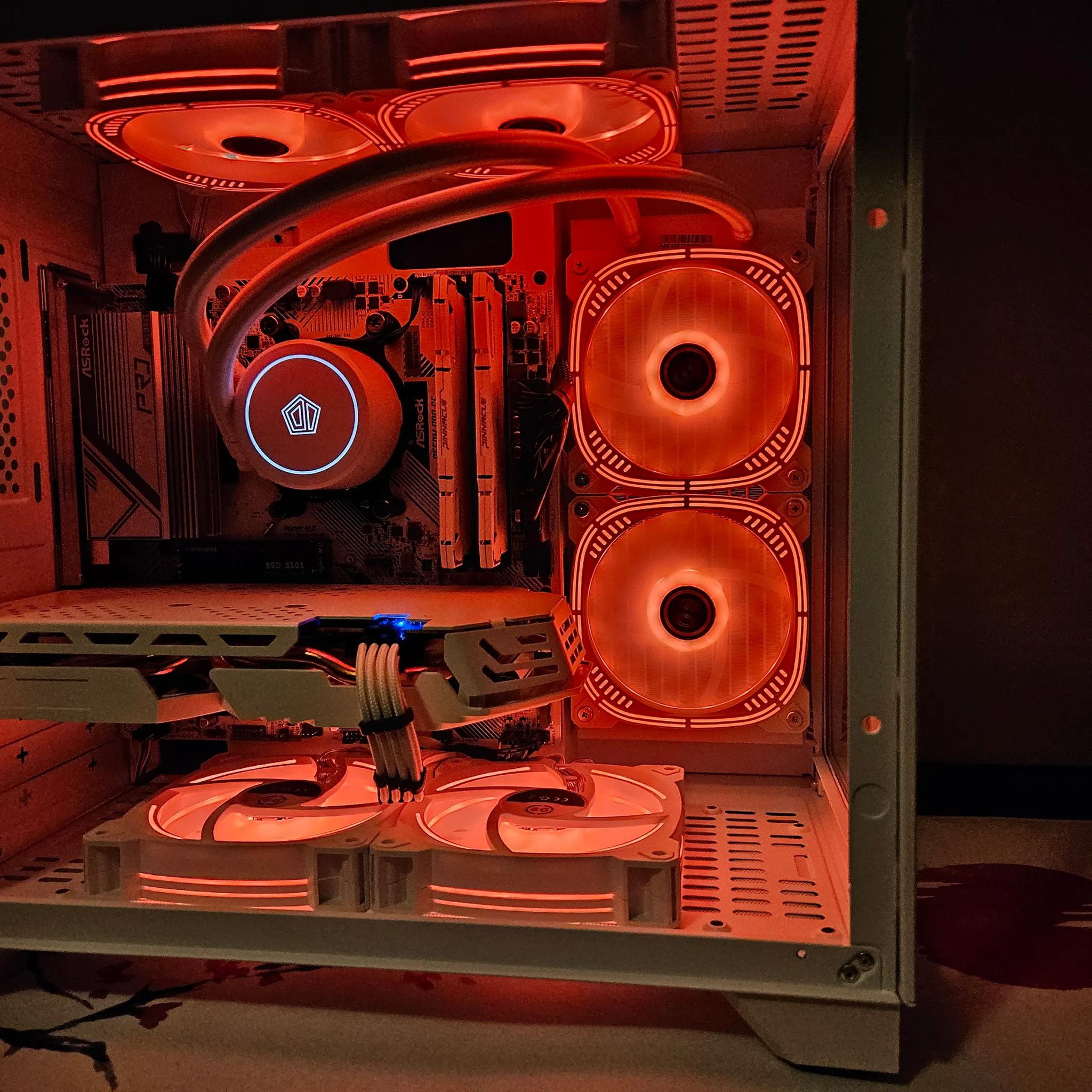 Arctic Rig Ryzen 5 5500 / 32GB DDR4/ 1TB SSD / Rx 6600