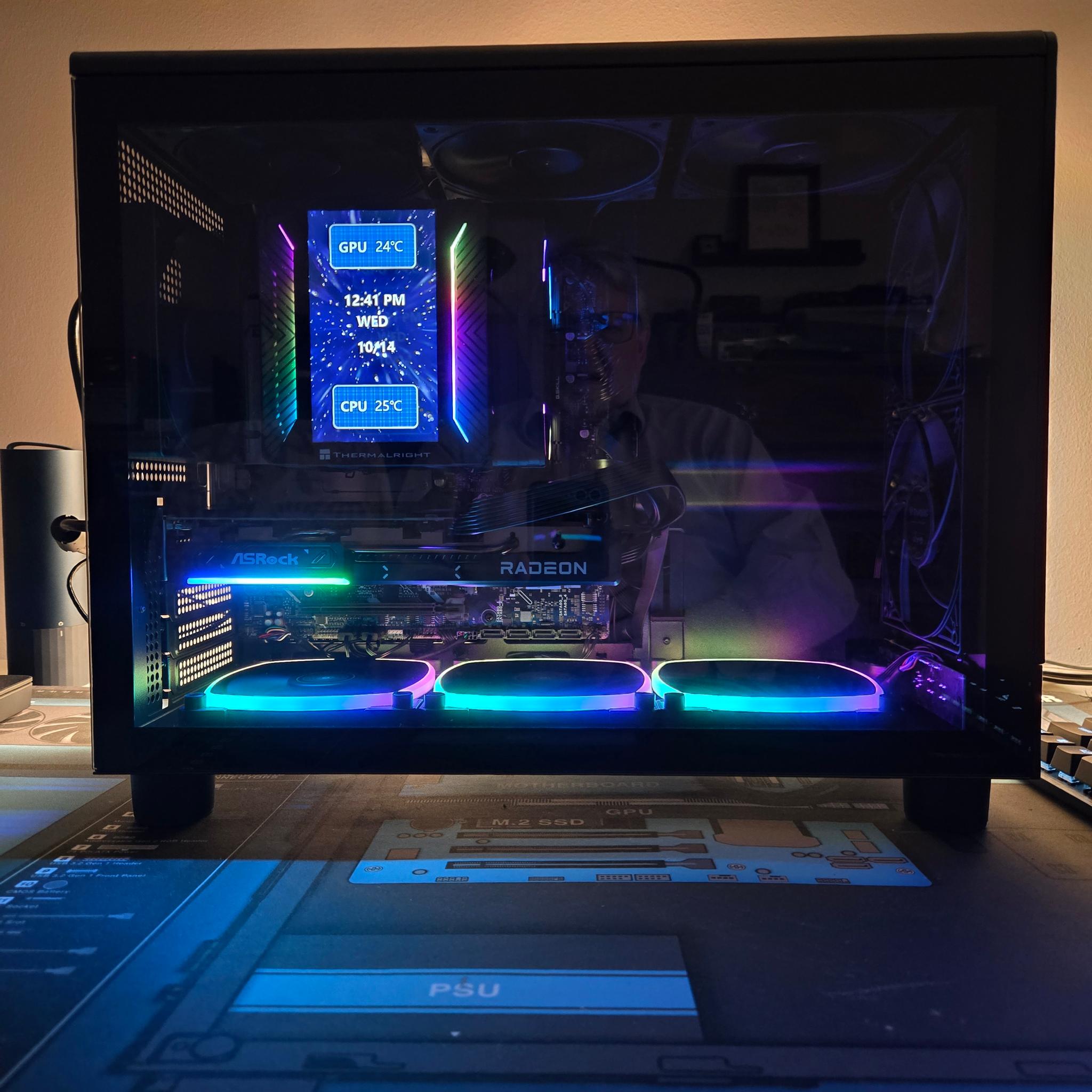 Radeon RX 9060 XT 16GB Custom Gaming PC - Core Ultra 5 250KF Plus