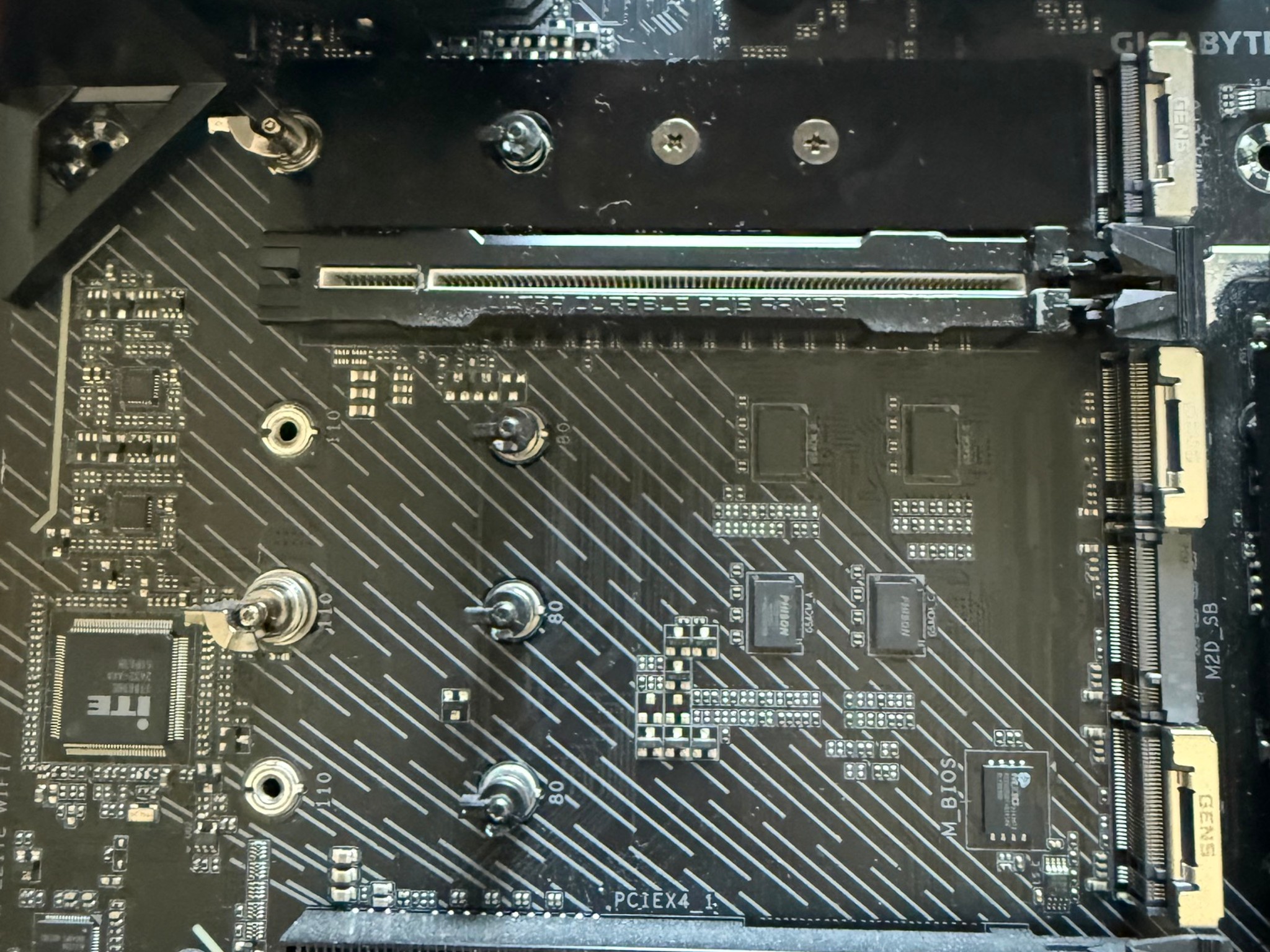 X870E AORUS Elite WIFI7 AMD AM5 LGA 1718 DDR5, 4X M.2, PCIe 5.0 ***FAST SHIPPING***