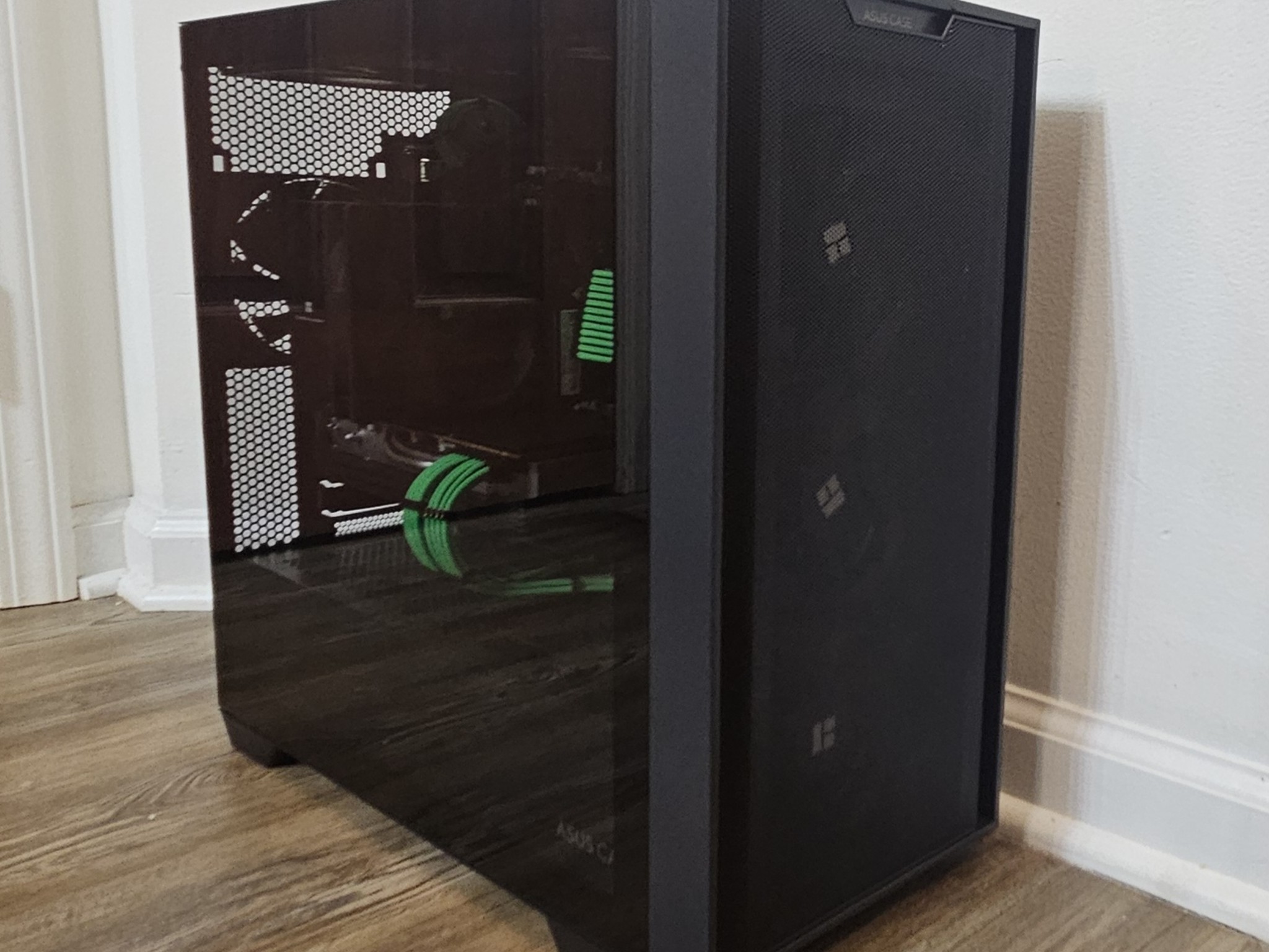 "Shadow Master" 1440p New Gaming PC Ryzen 5 5500 & Ryzen 5700XT