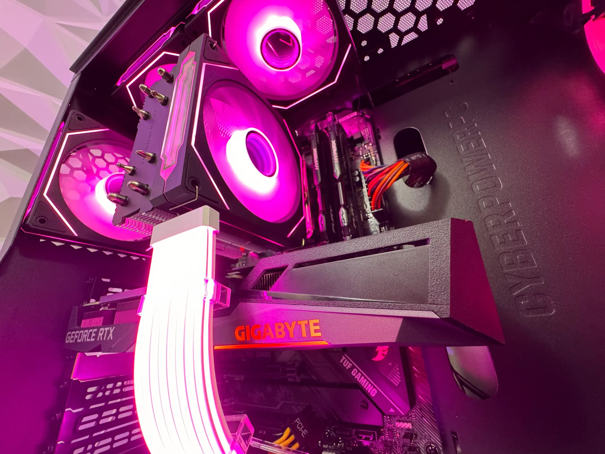 🩷🤍 Pure Aesthetic Gaming PC | i9-9900K | RTX 3060 Ti | 32GB RAM | 1TB SSD