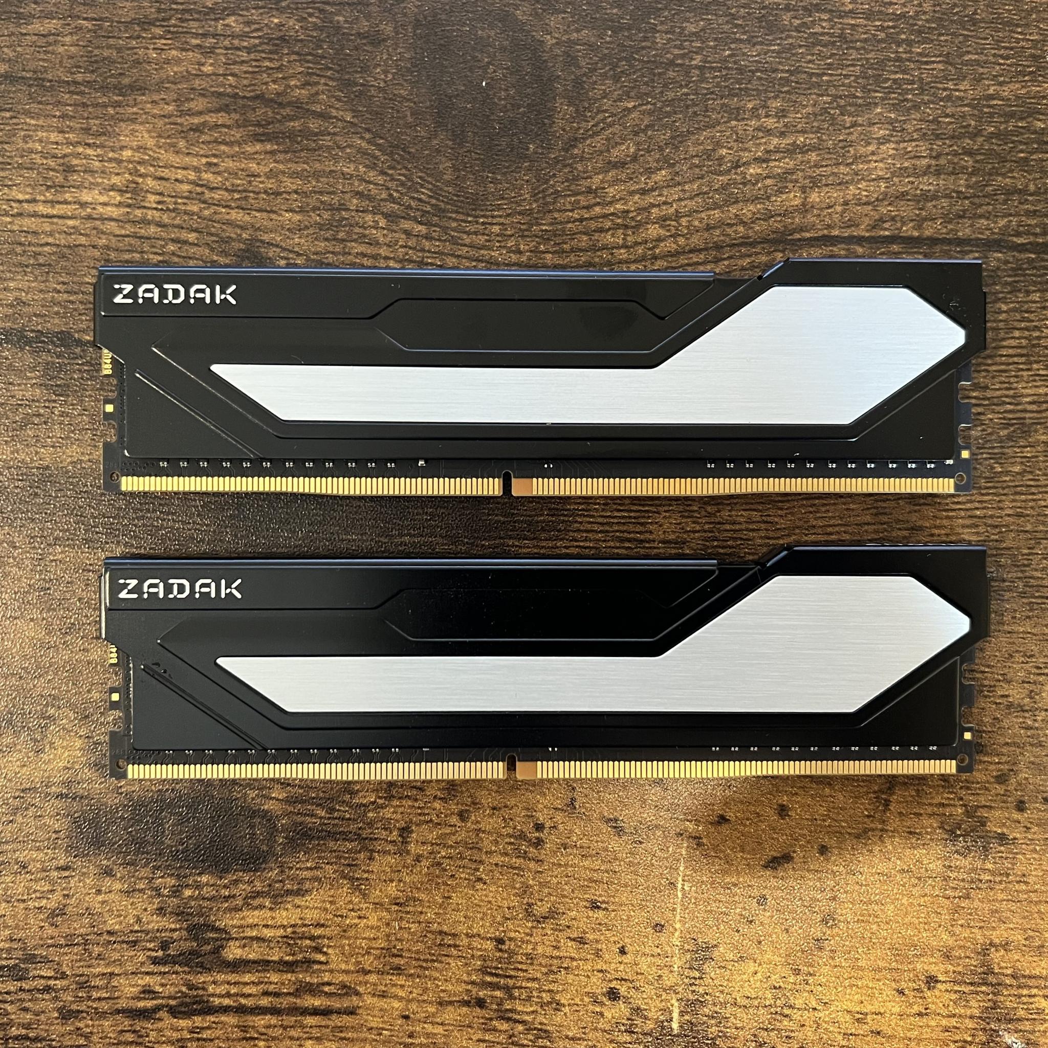 16GB (2x8GB) DDR4-3000 CL16 ZADAK TWIST DDR4 Desktop RAM Memory