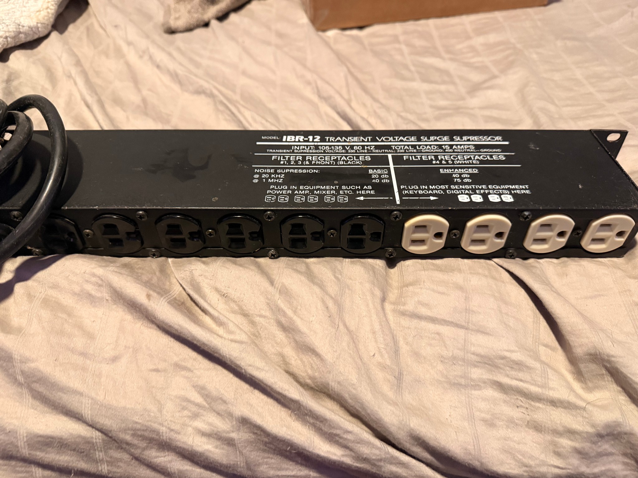 Tripp Lite IVR-2 Isobaric AC spike and line filter Rack/Server power strip