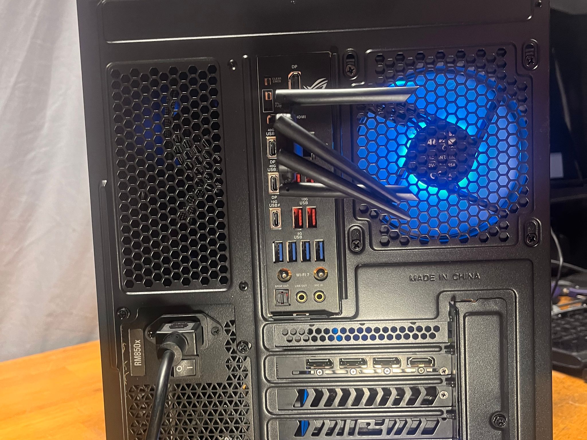 RX 7900 XTX | Ryzen 7 9800X3D | 32GB RAM | Gaming PC
