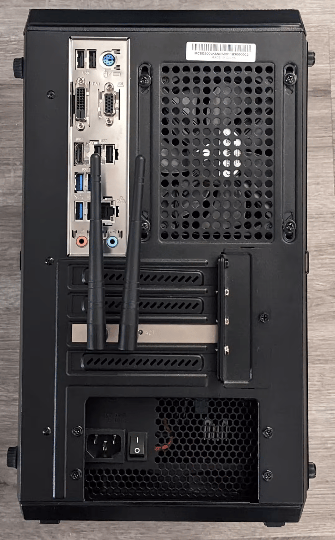 AMD Ryzen 3 3200g light gaming/office PC with Windows 10 and room to grow