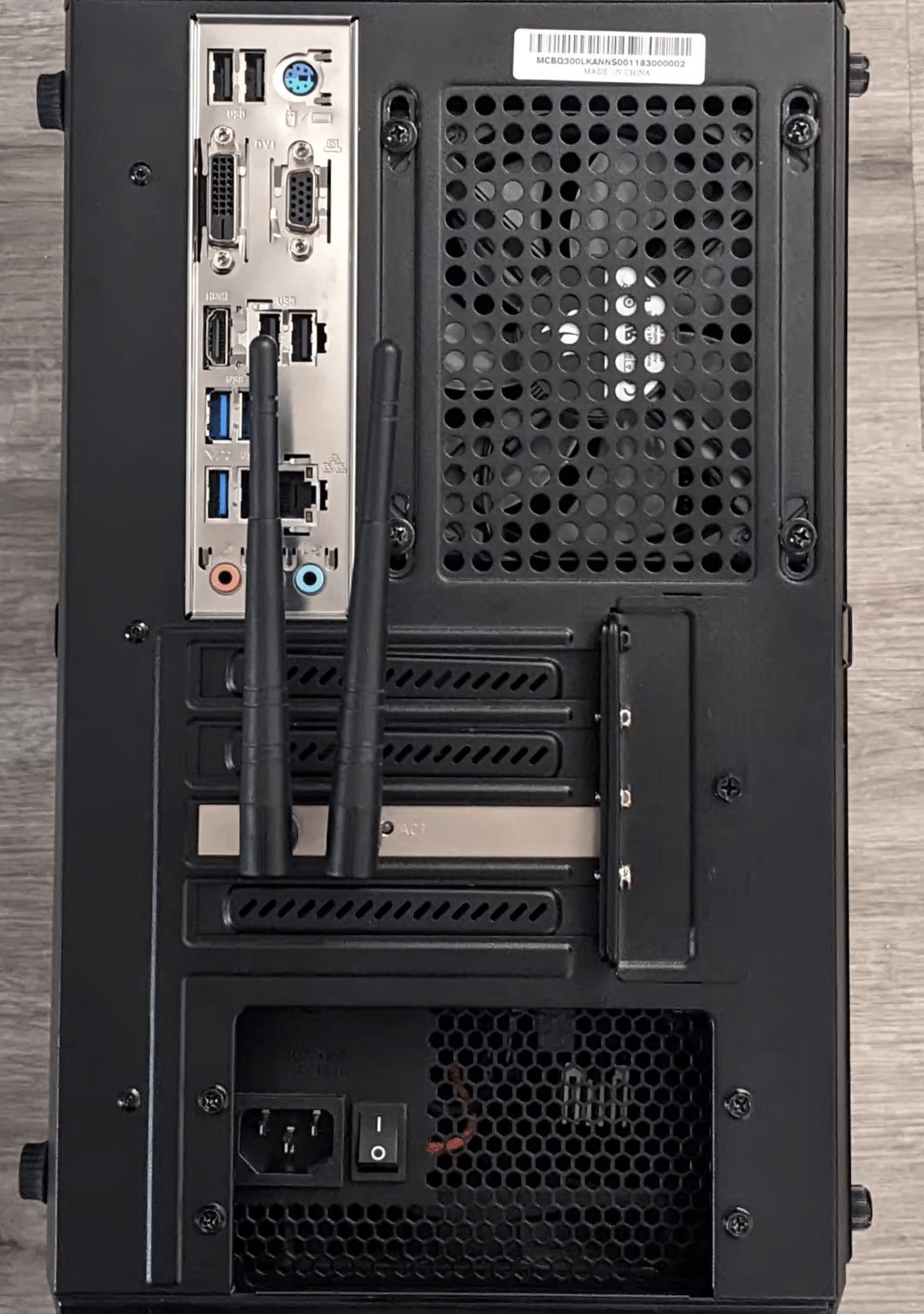 AMD Ryzen 3 3200g light gaming/office PC with Windows 10 and room to grow