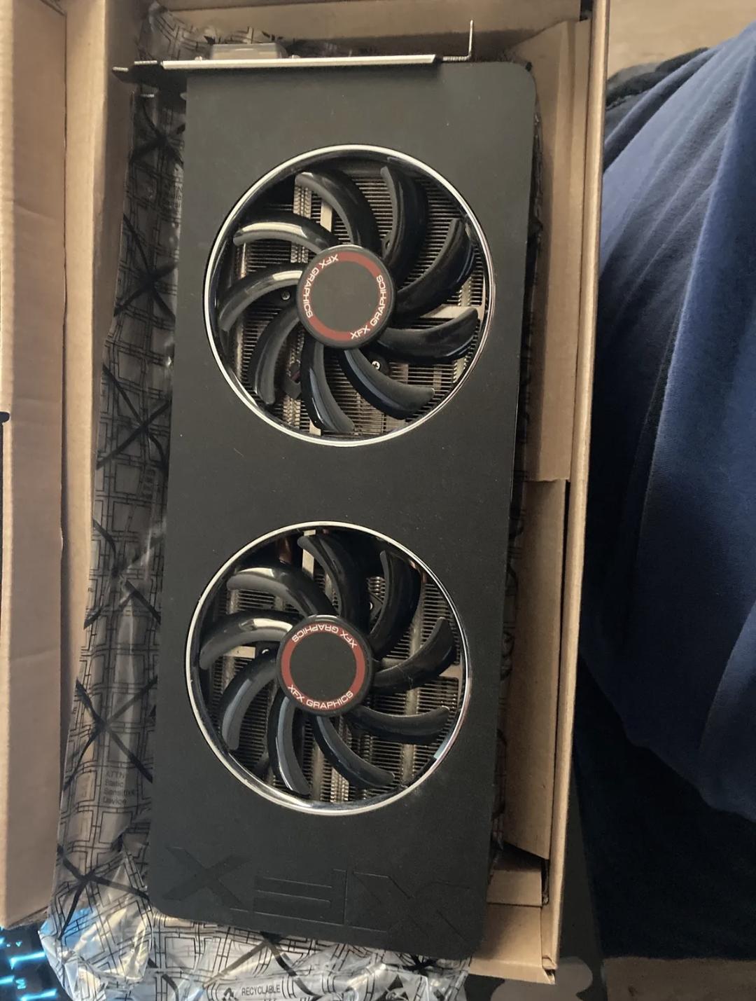 XFX RADEON R9 280X 3GB
