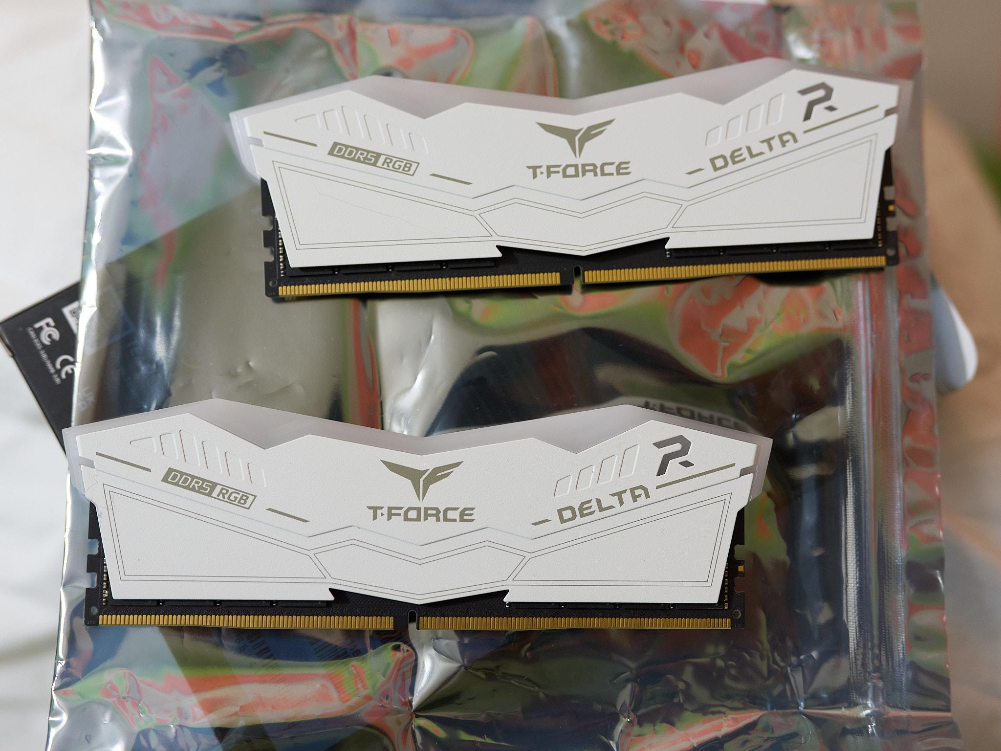 Team Group T-Force Delta RGB DDR5 96 GB (2 x 48 GB) 6800 Like New