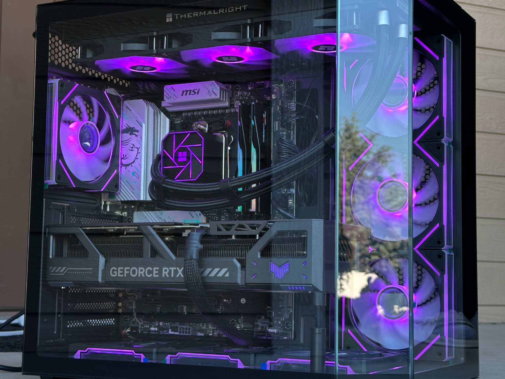 Rtx 5080 \ Ryzen 7 9800X3D \ 32GB DDR5 \ 2TB nvme ssd \ 1000w Gold psu \ Windows 11 Pro
