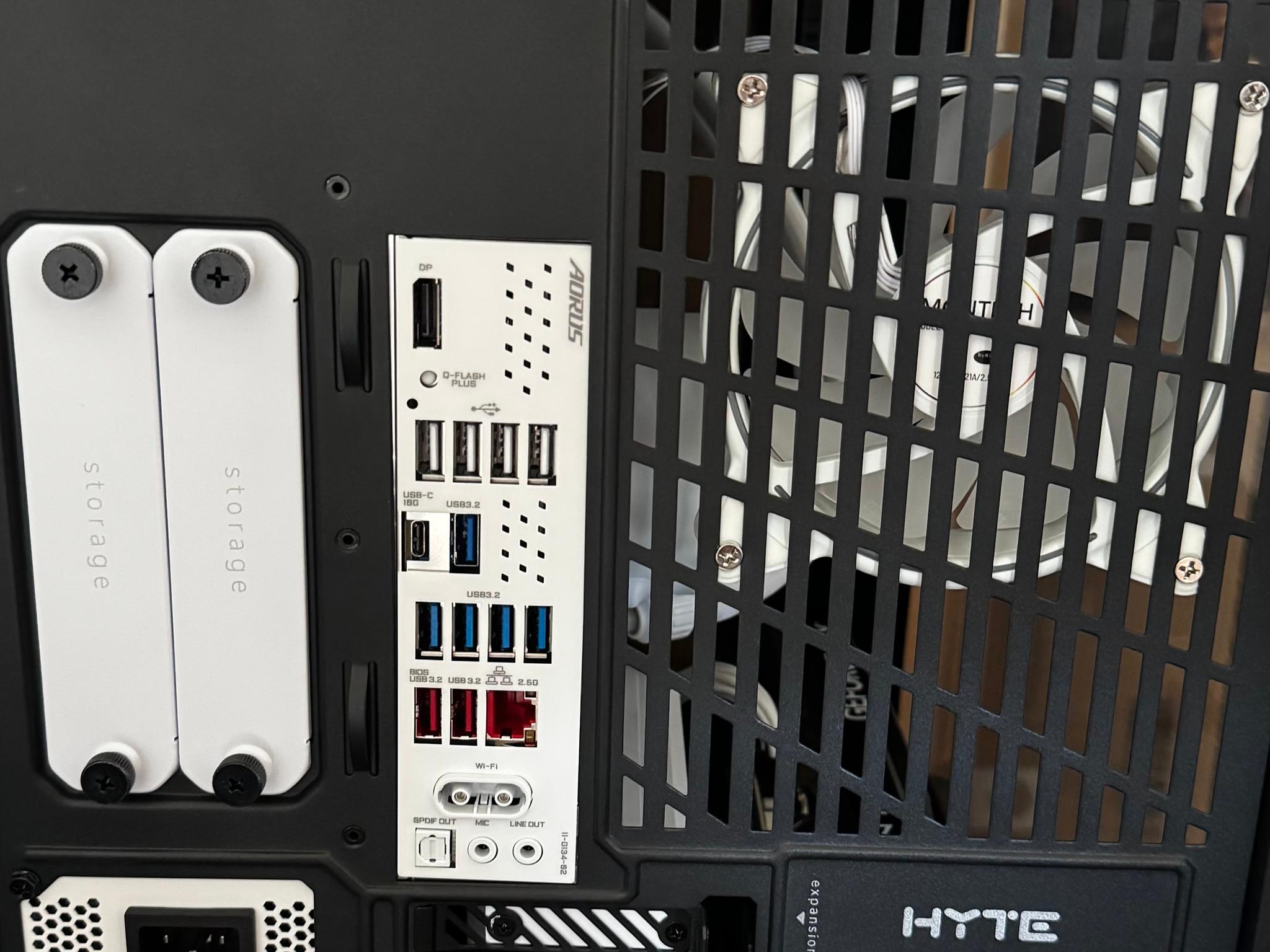 HYTE Y70 TOUCH PANDA/ Ryzen 9800x3D/ 5070ti/ 6tb nvme/ 64gb DDR5/ FREE HYTE KEEB KB WITH PURCHASE