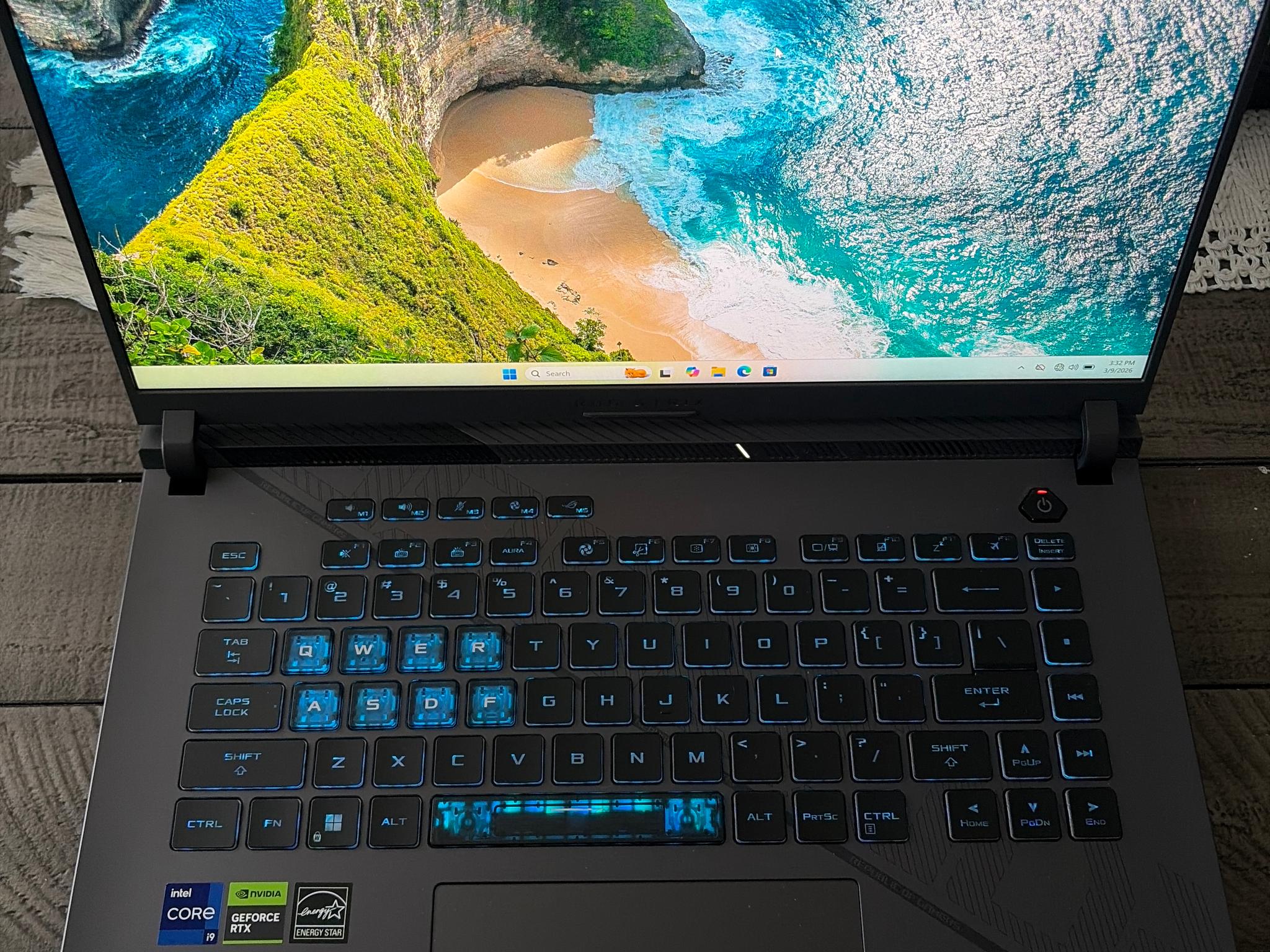 ASUS ROG Strix G16 G614JVR (2024) Gaming Laptop + Wireless Alienware keyboard and mouse