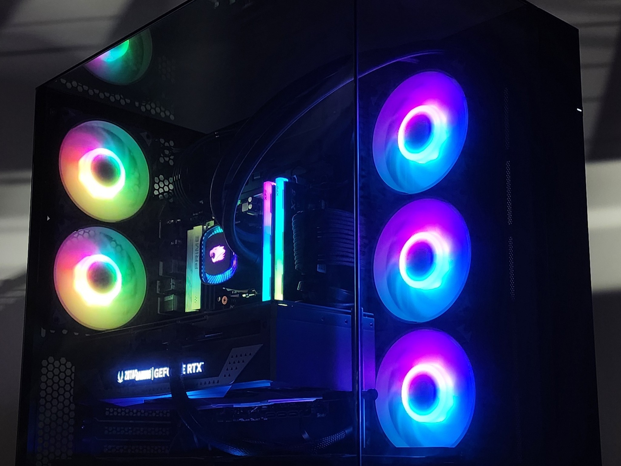 Gaming PC Ryzen 7 9700X 32GB RAM 1TB SSD RTX 4070 Ti SUPER 16GB Win11 Computer