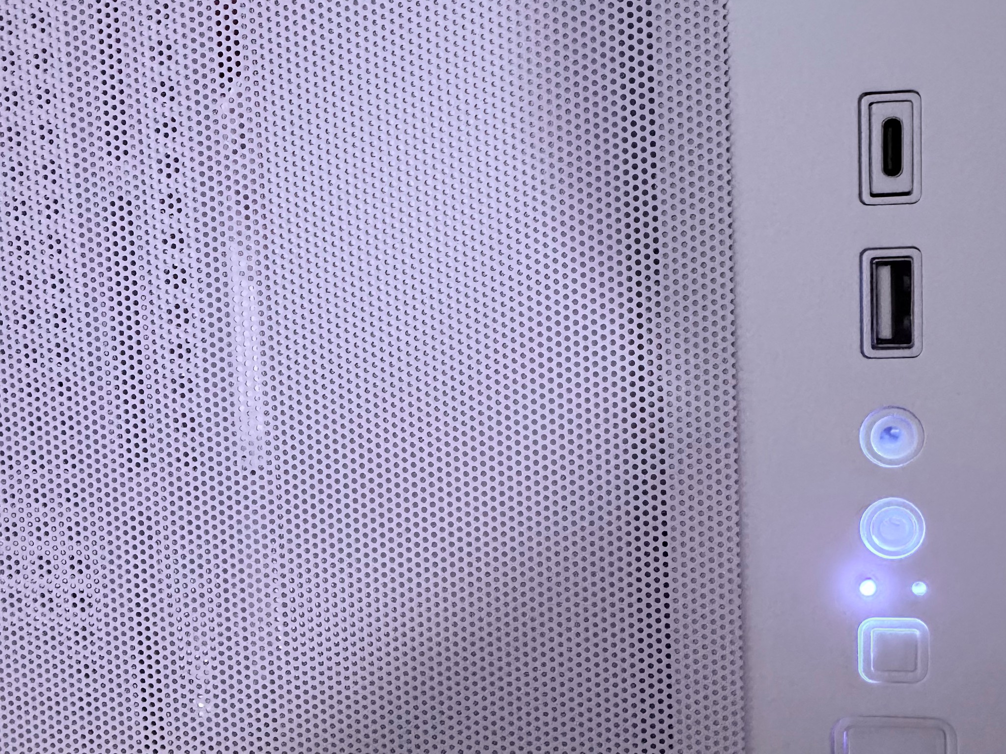 ⚪️"Opal Halo"🌈| 1440p Gaming | i7 12700F | RTX 3060 12GB | 32G Ram | 1TB Storage | Free Shipping