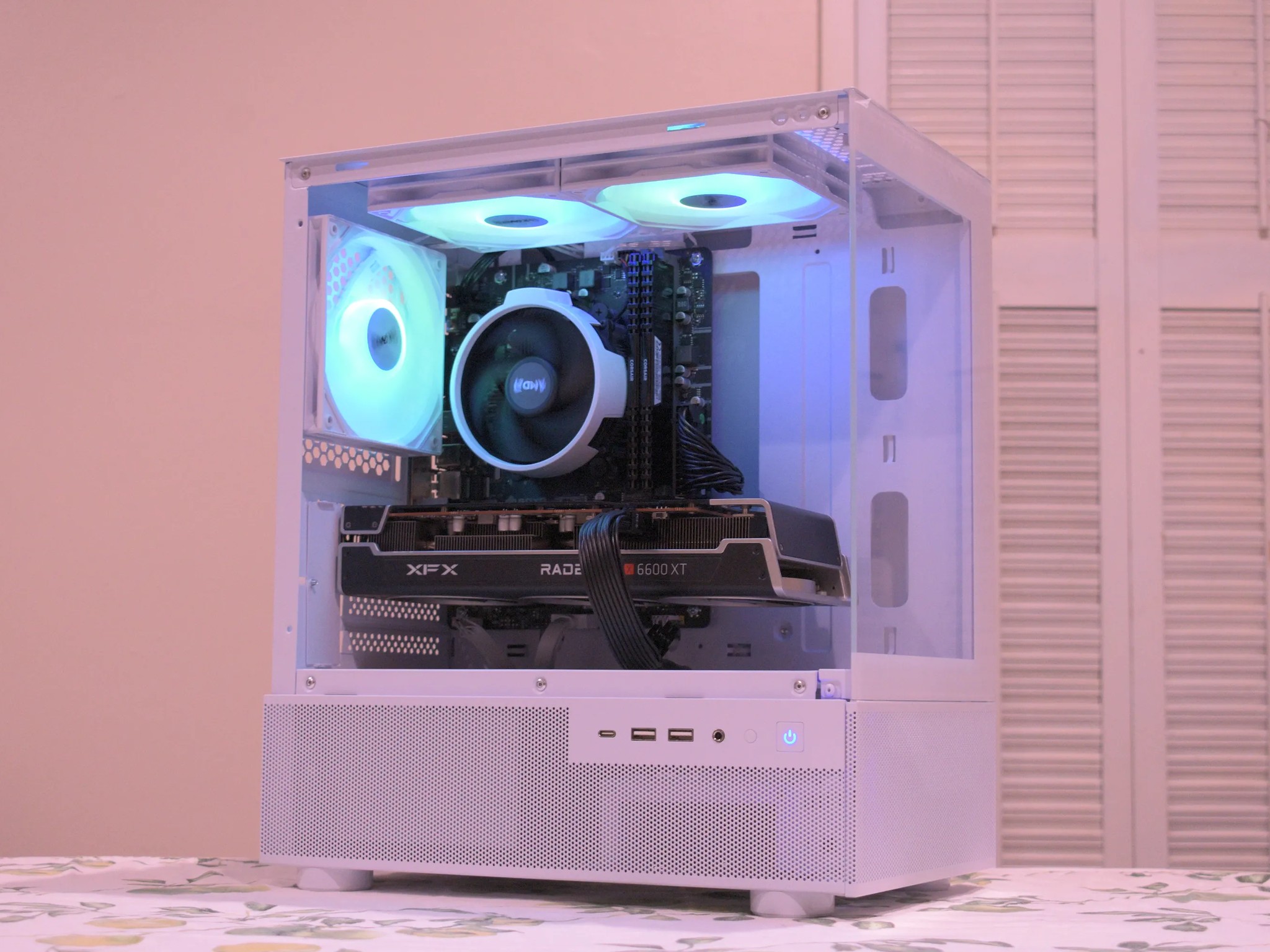 Gaming PC | Ryzen 5 3600 | RX 6600XT 8GB | 16GB DDR4 | 1TB nVME SSD | 1080p White Gaming PC RGB