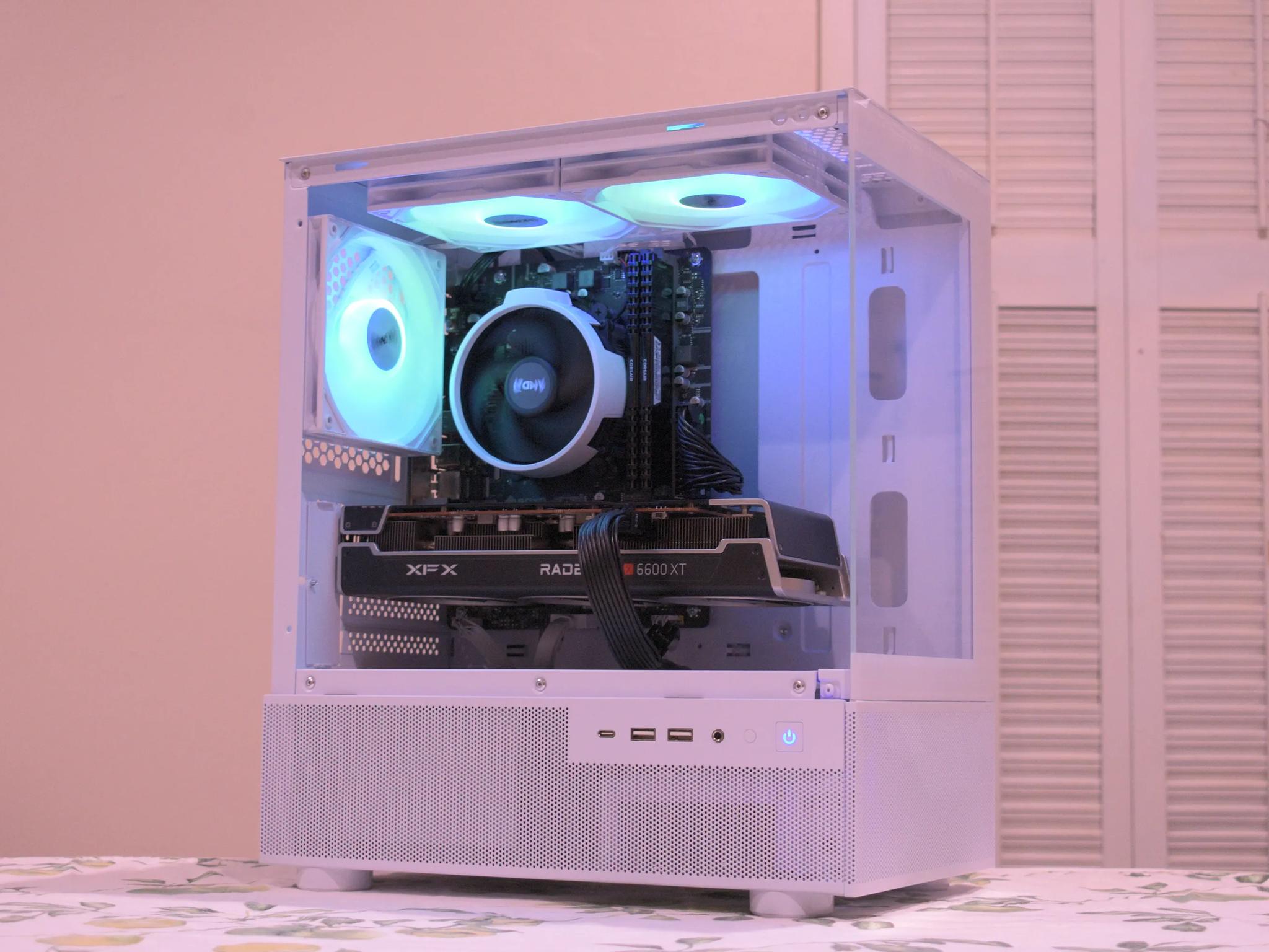 Gaming PC | Ryzen 5 3600 | RX 6600XT 8GB | 16GB DDR4 | 1TB nVME SSD | 1080p White Gaming PC RGB