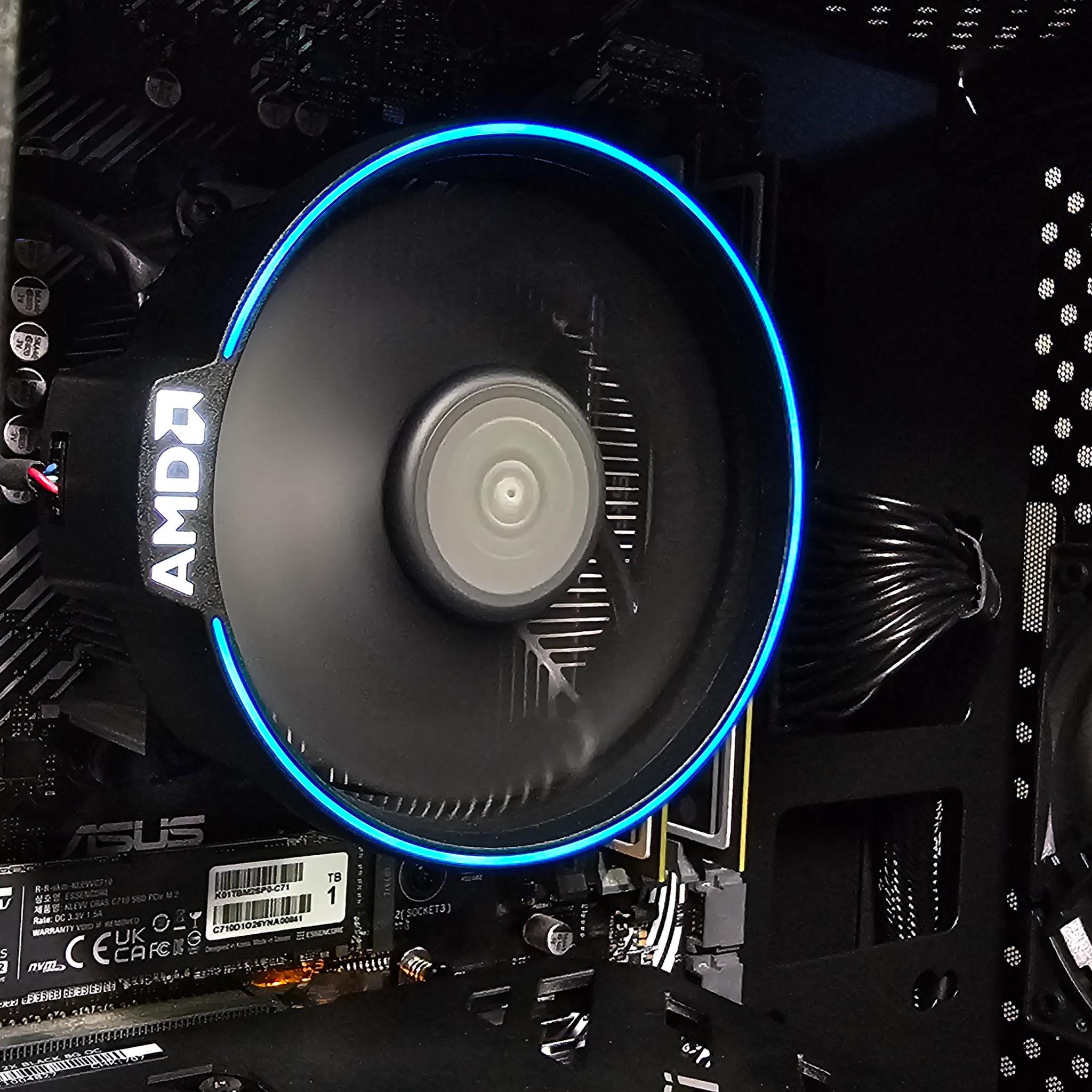 SPIRE / RTX 4060 / Ryzen 7 2700 / 16GB DDR4 / 1TB SSD